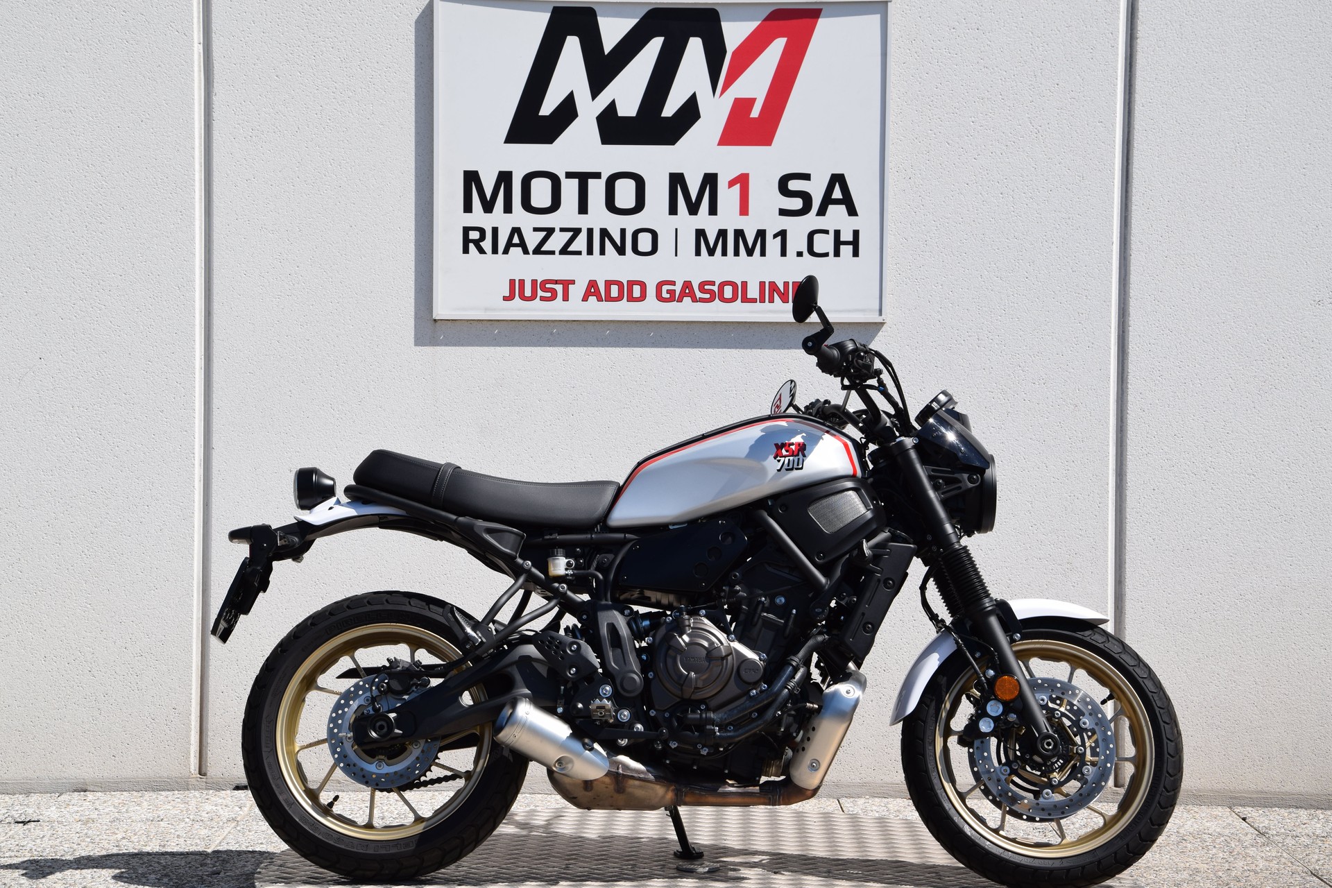 YAMAHA XSR 700 XTribute