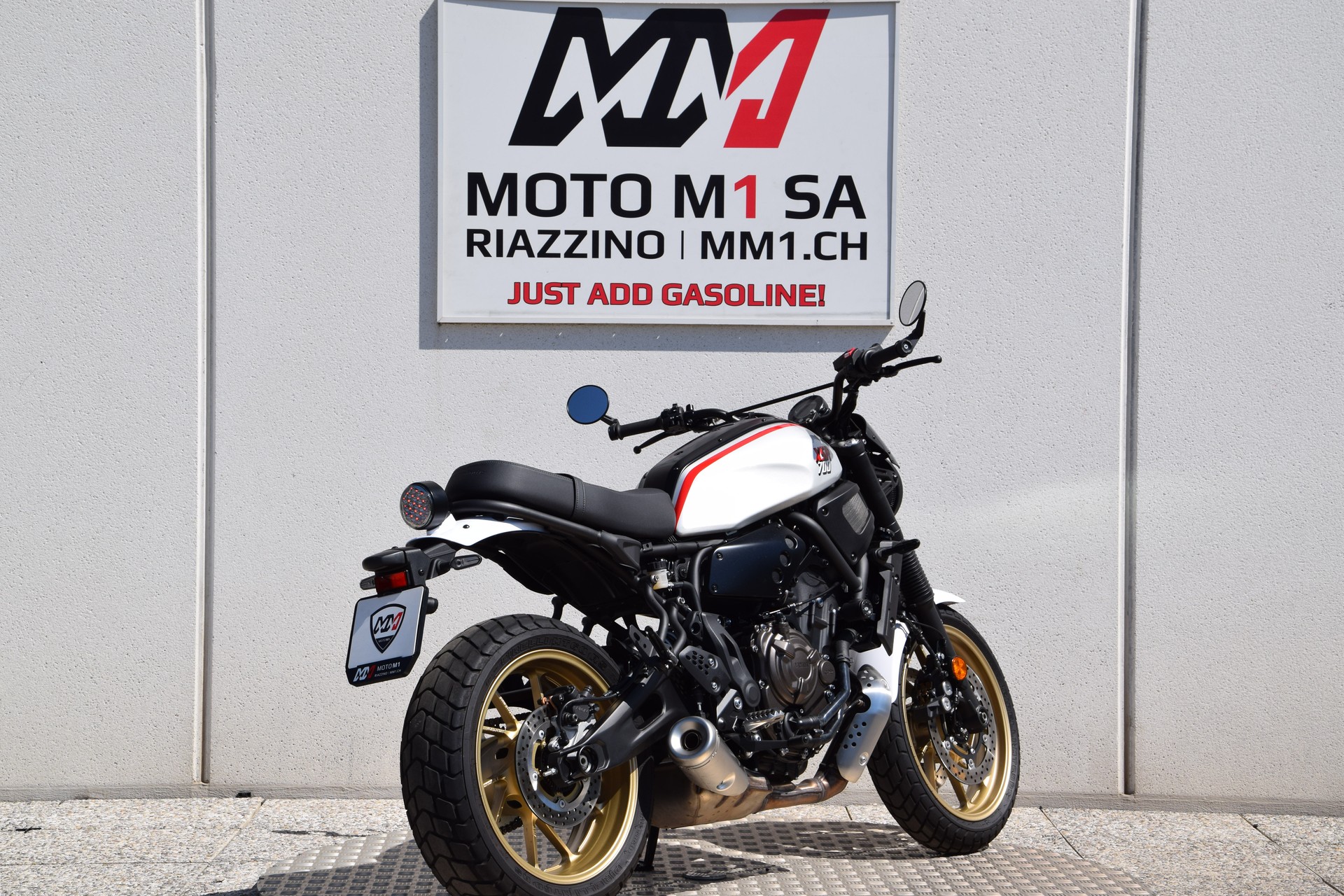 YAMAHA XSR 700 XTribute-image-7