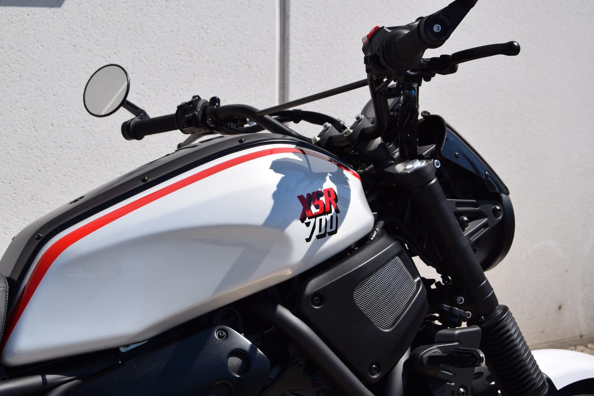 YAMAHA XSR 700 XTribute-image-10