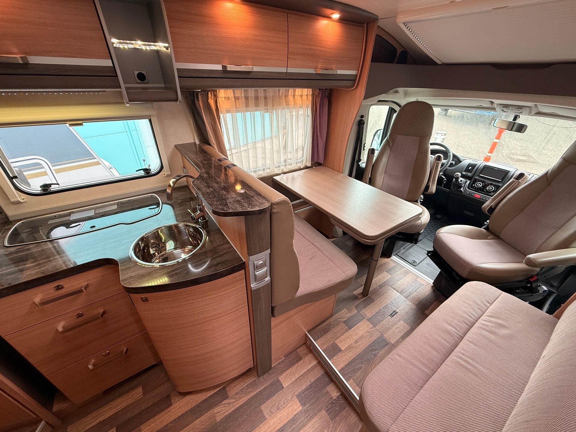 KNAUS Sky - Ti 650 MF-image-4