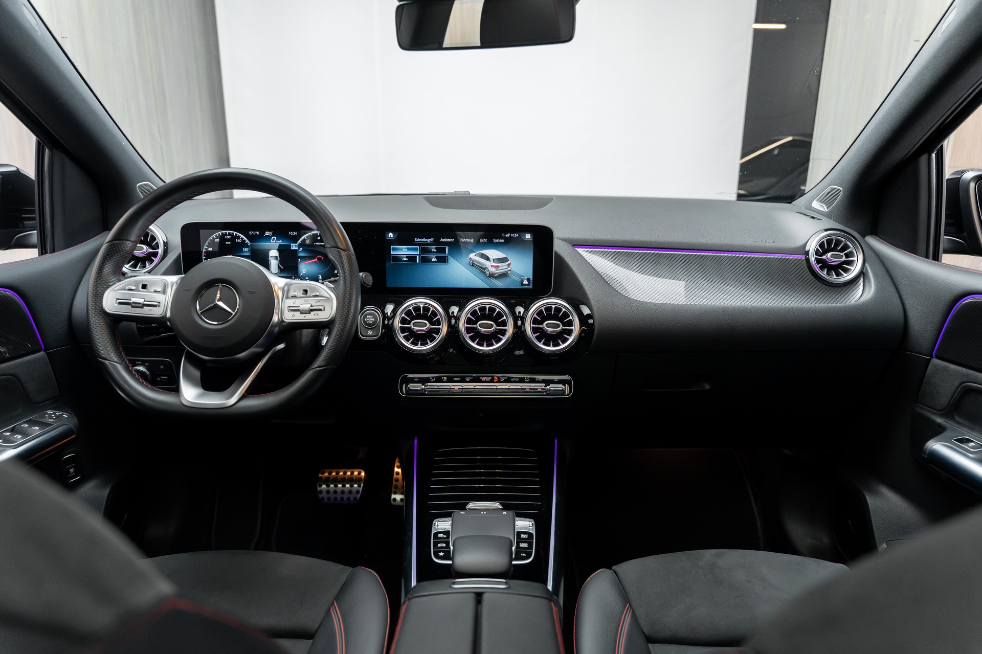 MERCEDES-BENZ B 250 4Matic AMG Line-showroom-element-2