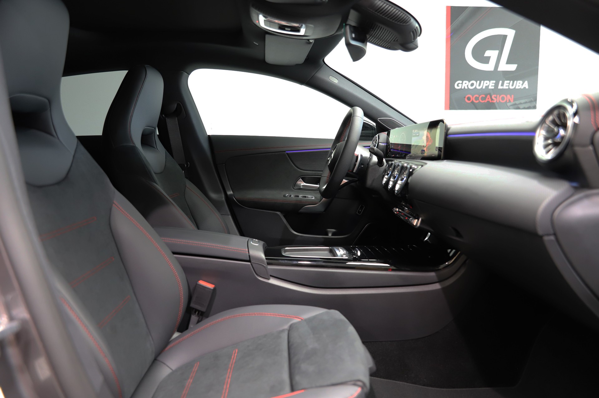 MERCEDES-BENZ CLA Shooting Brake 250 4Matic 8G-DCT-image-8