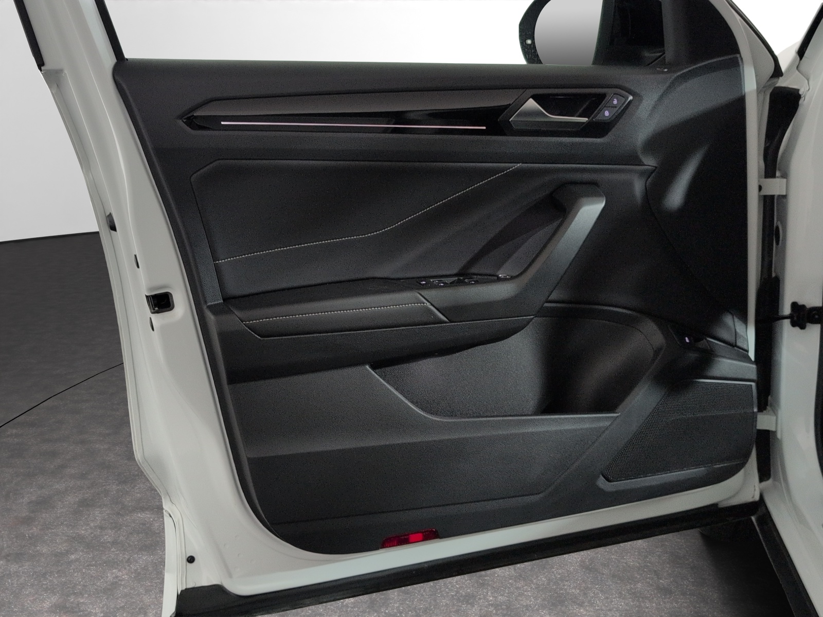 VW T-Roc 2.0 TSI R-Line DSG 4Motion-image-13