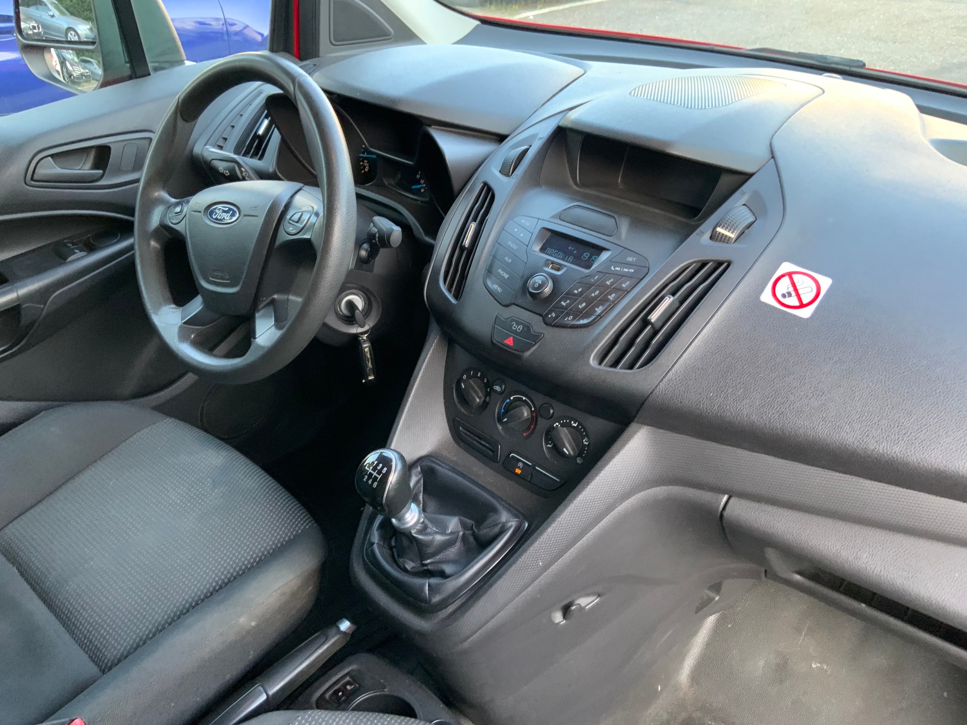 FORD Transit Connect Van T200 1.0 EcoBoost Trend-image-9