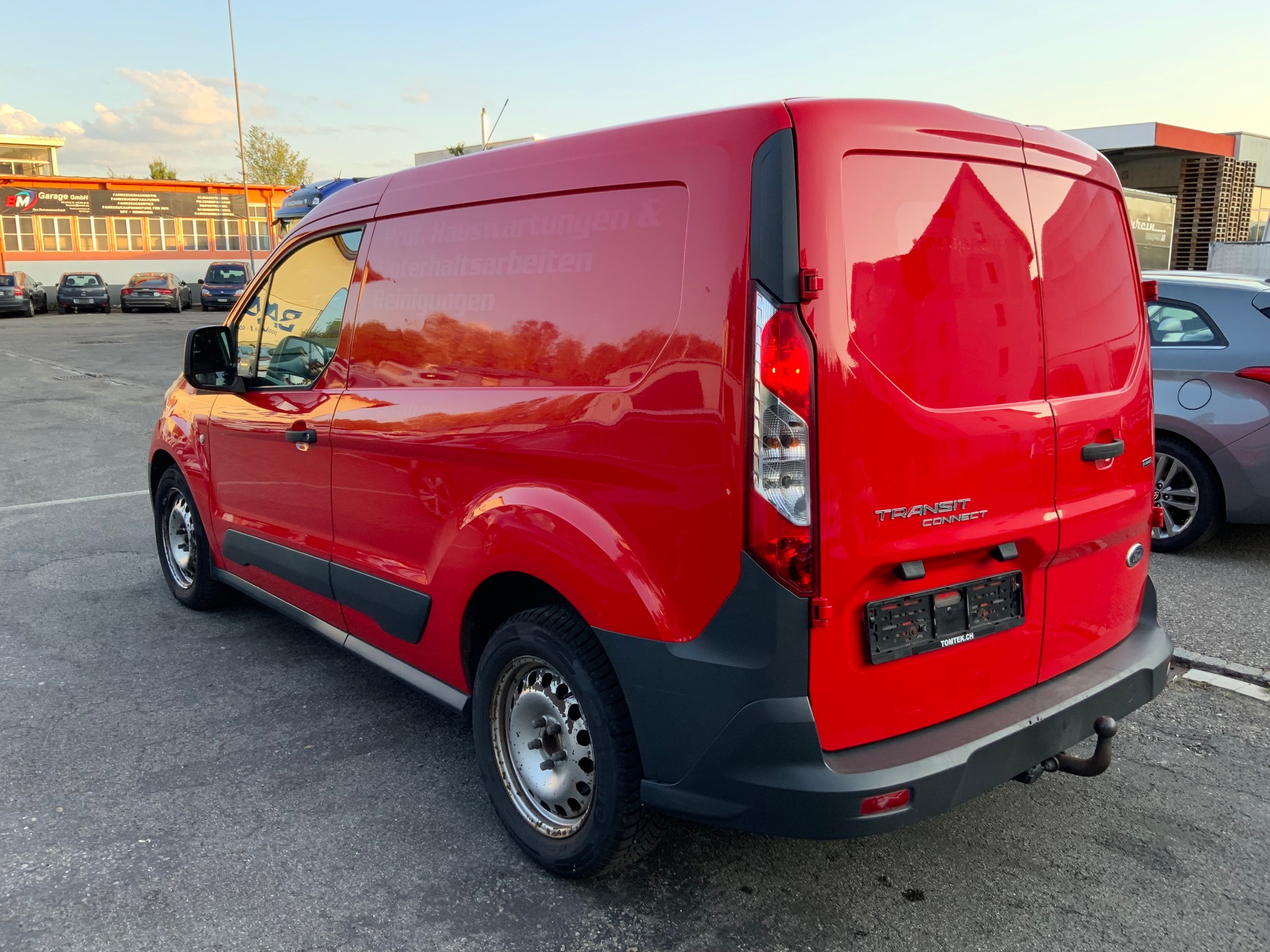 FORD Transit Connect Van T200 1.0 EcoBoost Trend-image-4