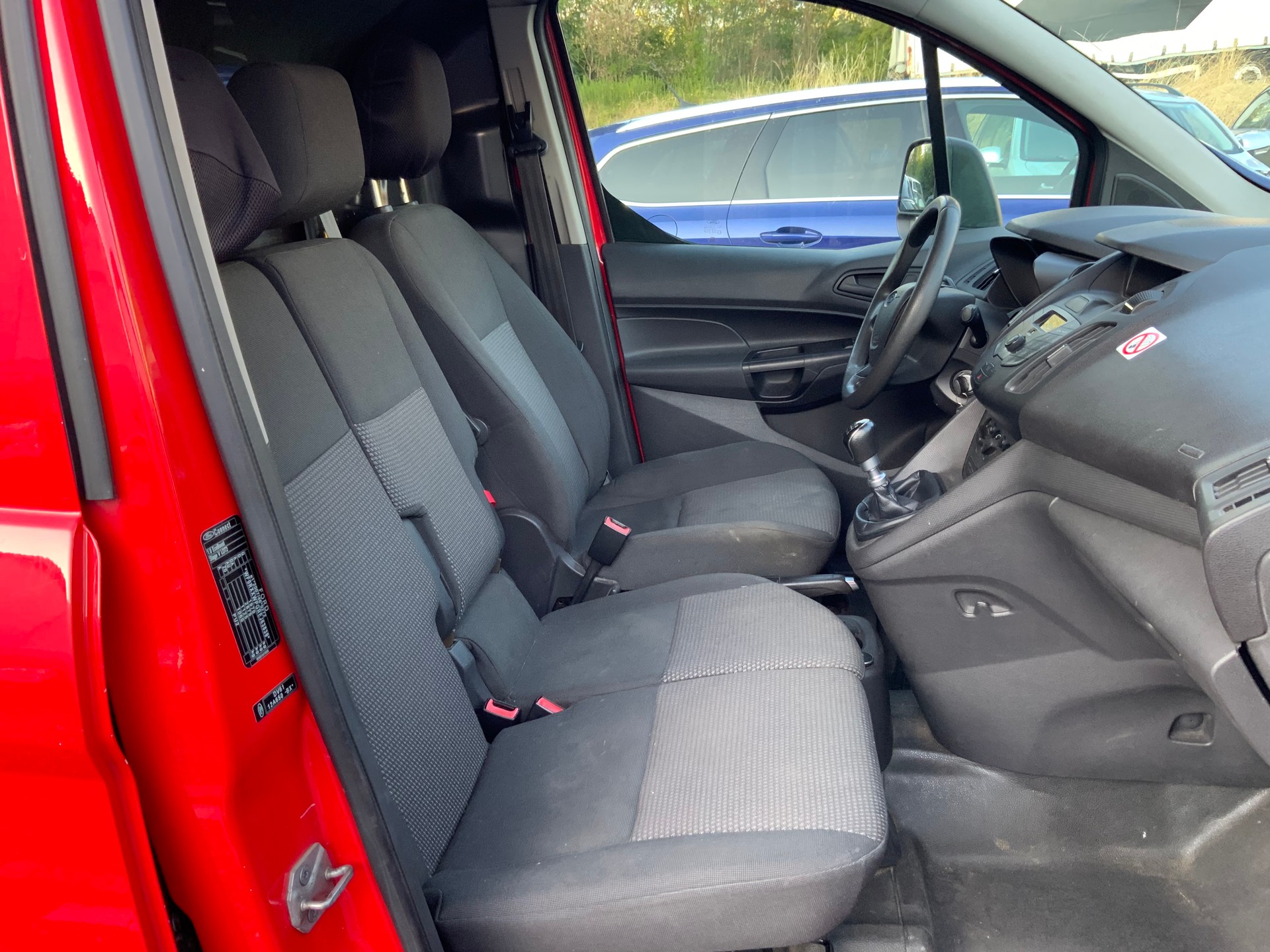 FORD Transit Connect Van T200 1.0 EcoBoost Trend-image-10