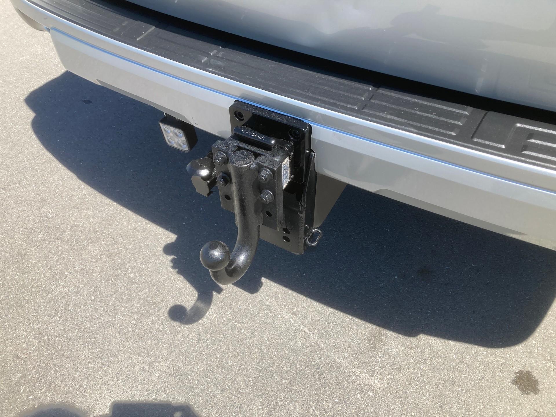 TOYOTA Land Cruiser 2.8TD Comfort Automat mit 3`5t Rockinger-image-5