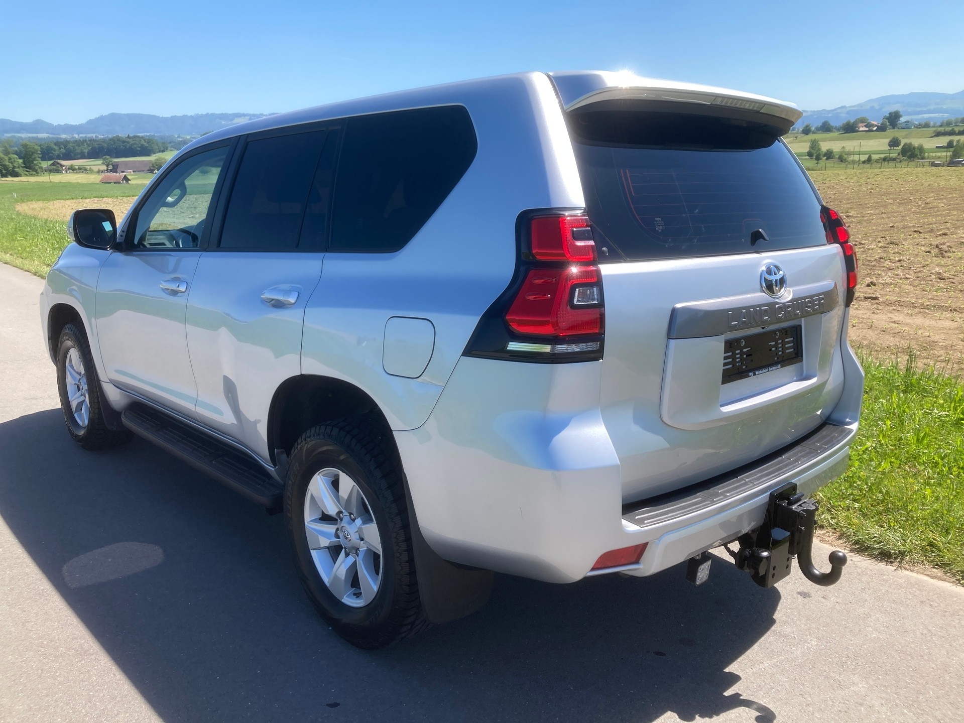 TOYOTA Land Cruiser 2.8TD Comfort Automat mit 3`5t Rockinger-image-3