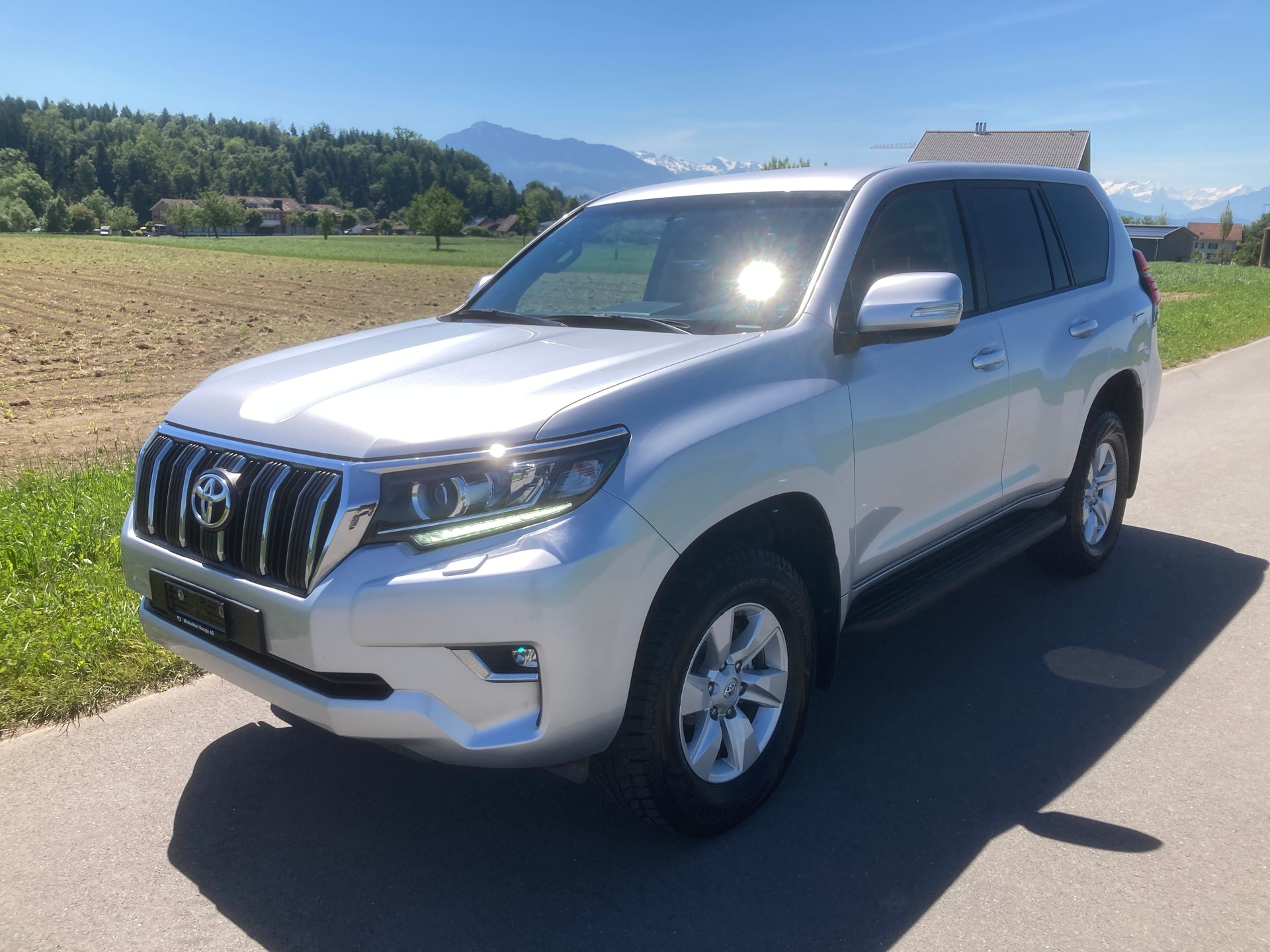TOYOTA Land Cruiser 2.8TD Comfort Automat mit 3`5t Rockinger-image-0