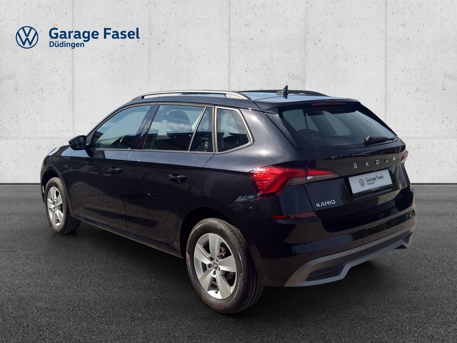 SKODA Kamiq 1.0 TSI Ambition-showroom-element-2