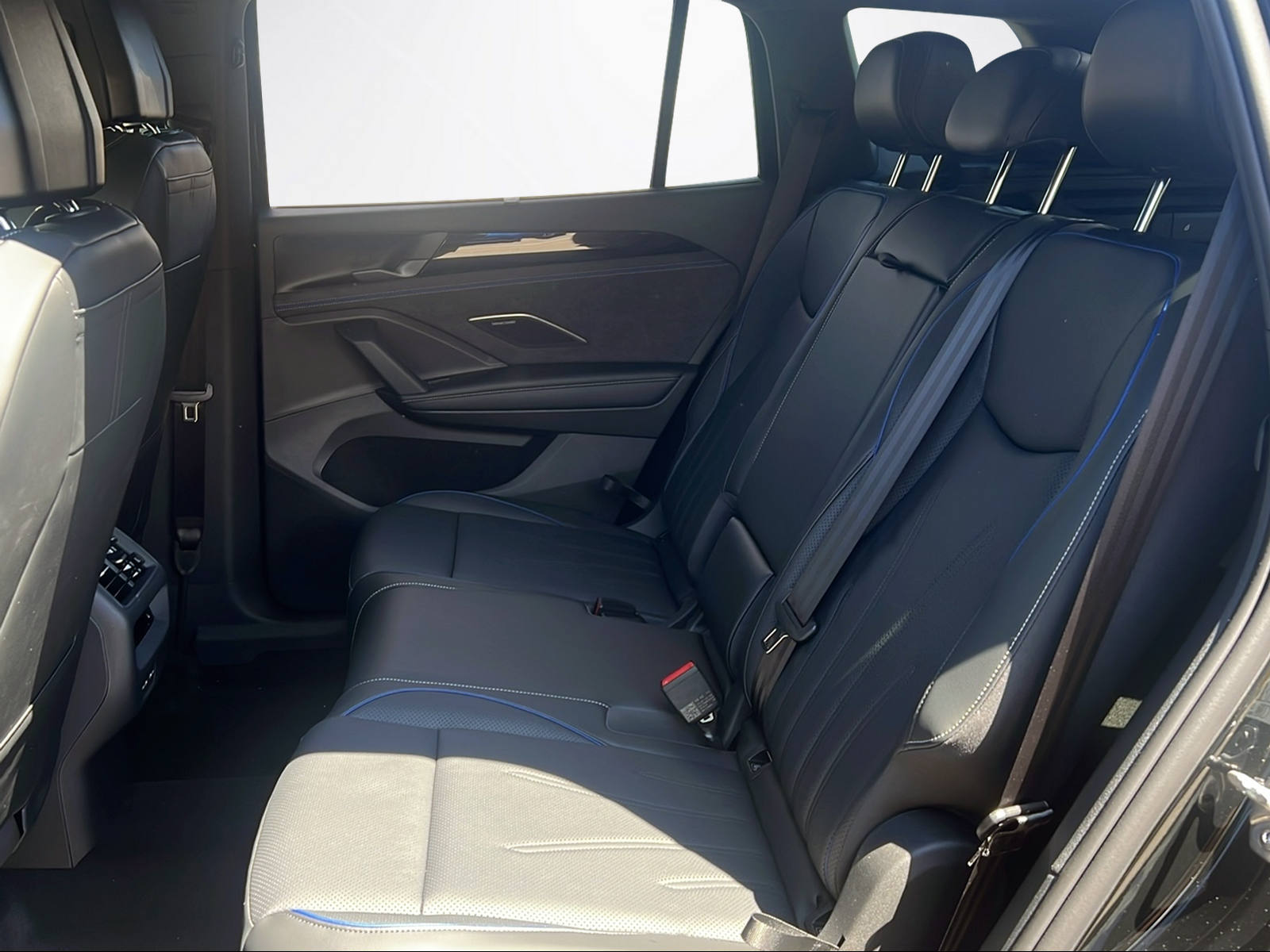 VW Tayron R-Line Plus 2.0TSI 265CH-image-9