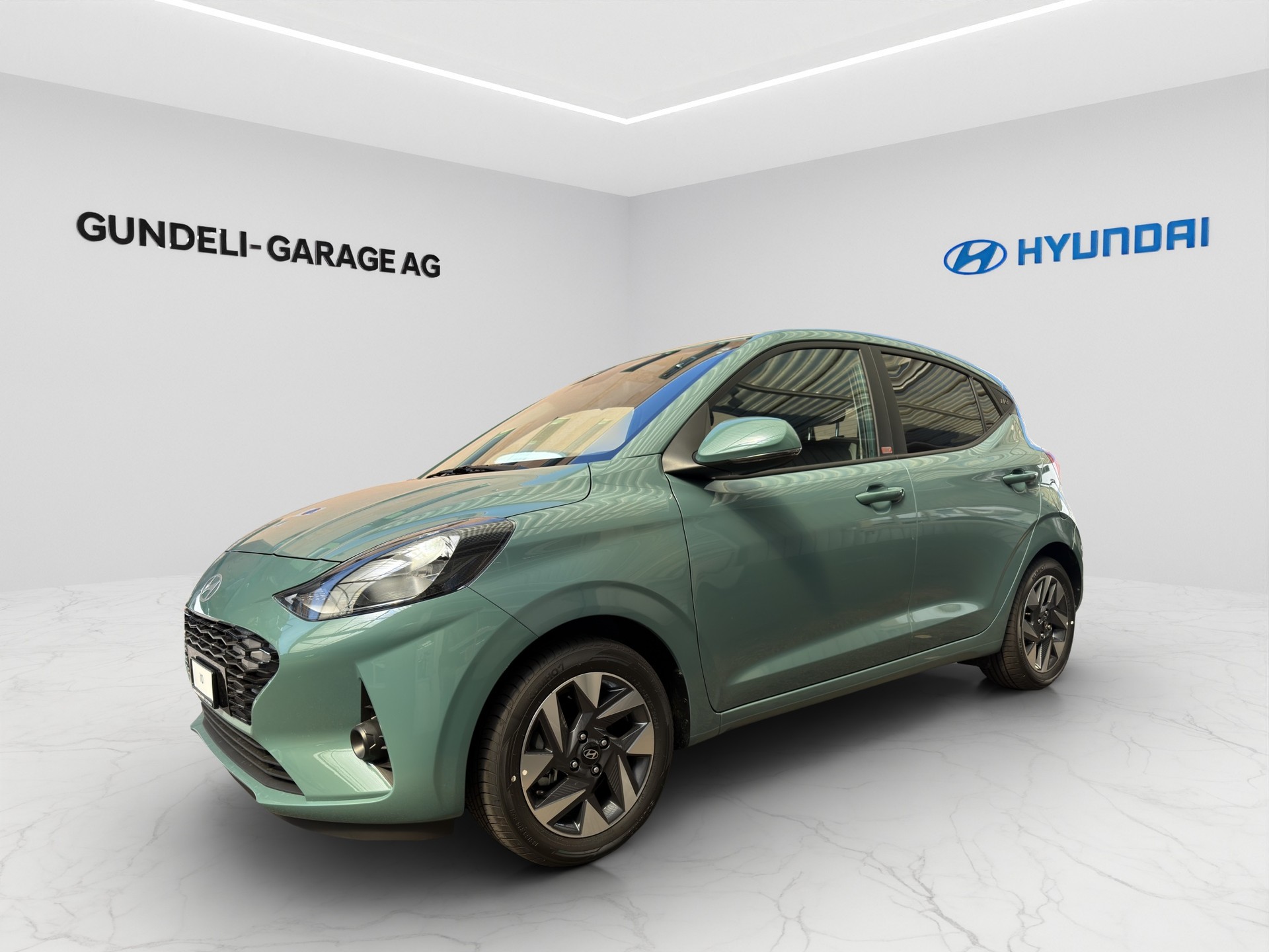 HYUNDAI i10 1.2 Amplia Aut.-image-0
