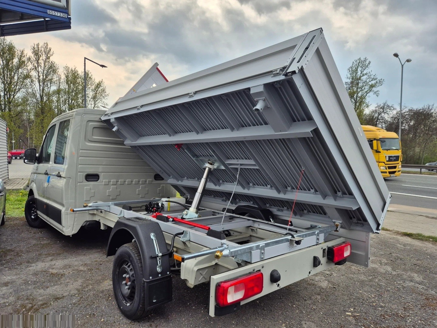 VW Crafter 35 2.0 BiTDI L4 DoKa Kipper-image-3