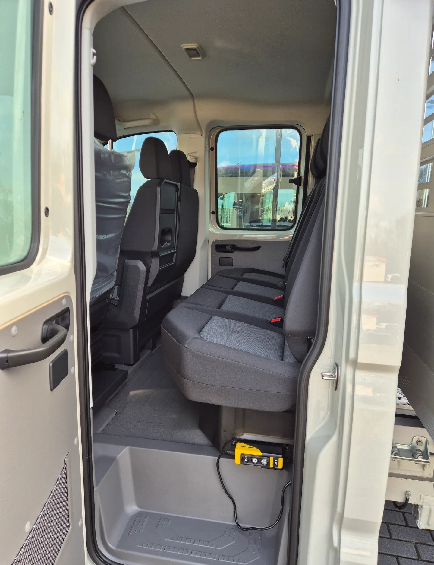 VW Crafter 35 2.0 BiTDI L4 DoKa Kipper-image-9