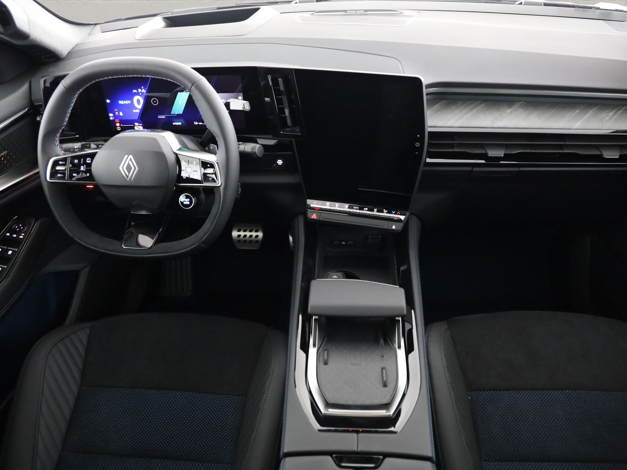 RENAULT Rafale 1.2 E-Tech Plug-in Atelier Alpine-image-4