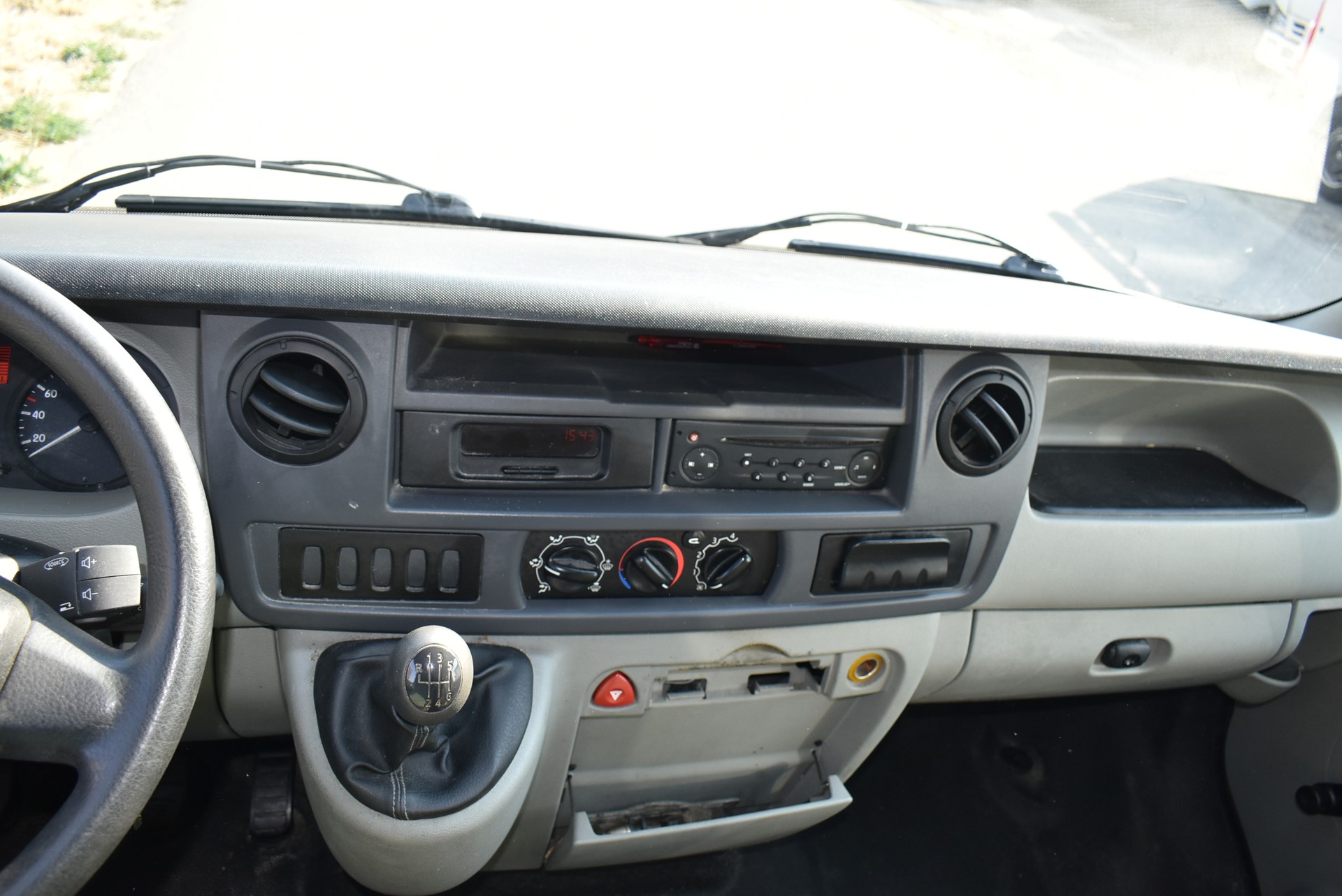 RENAULT Master T35 2.5dCi Pizza-image-14