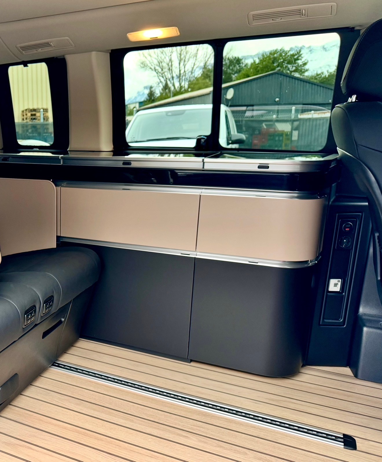 MERCEDES-BENZ Marco Polo-image-3