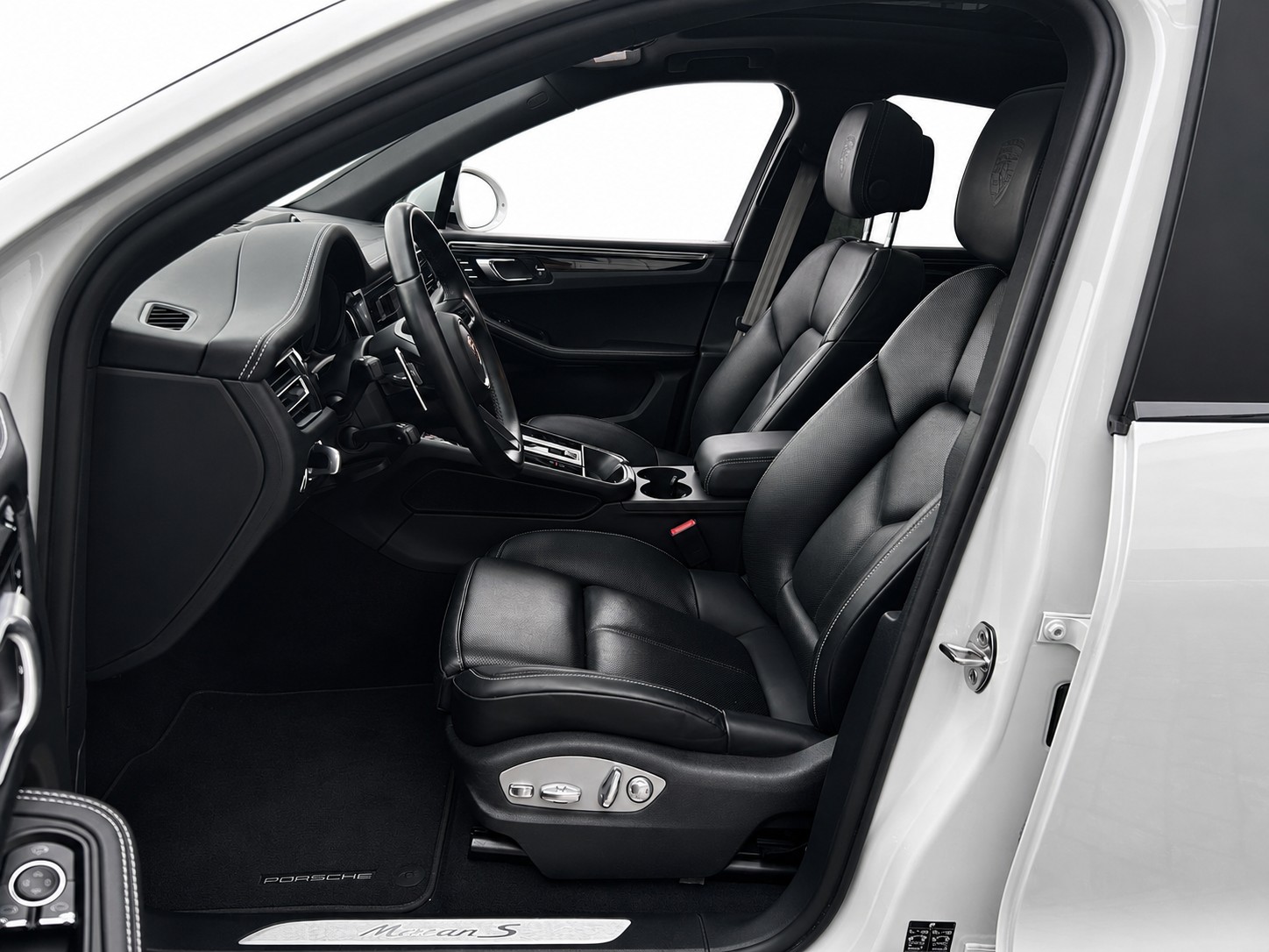 PORSCHE Macan 2.9 V6 S * CH FAHRZEUG *-image-6
