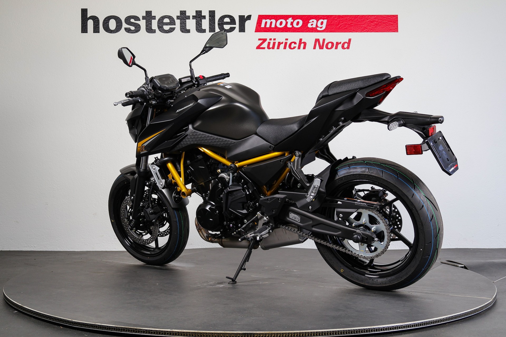 KAWASAKI Z650 S-showroom-element-3