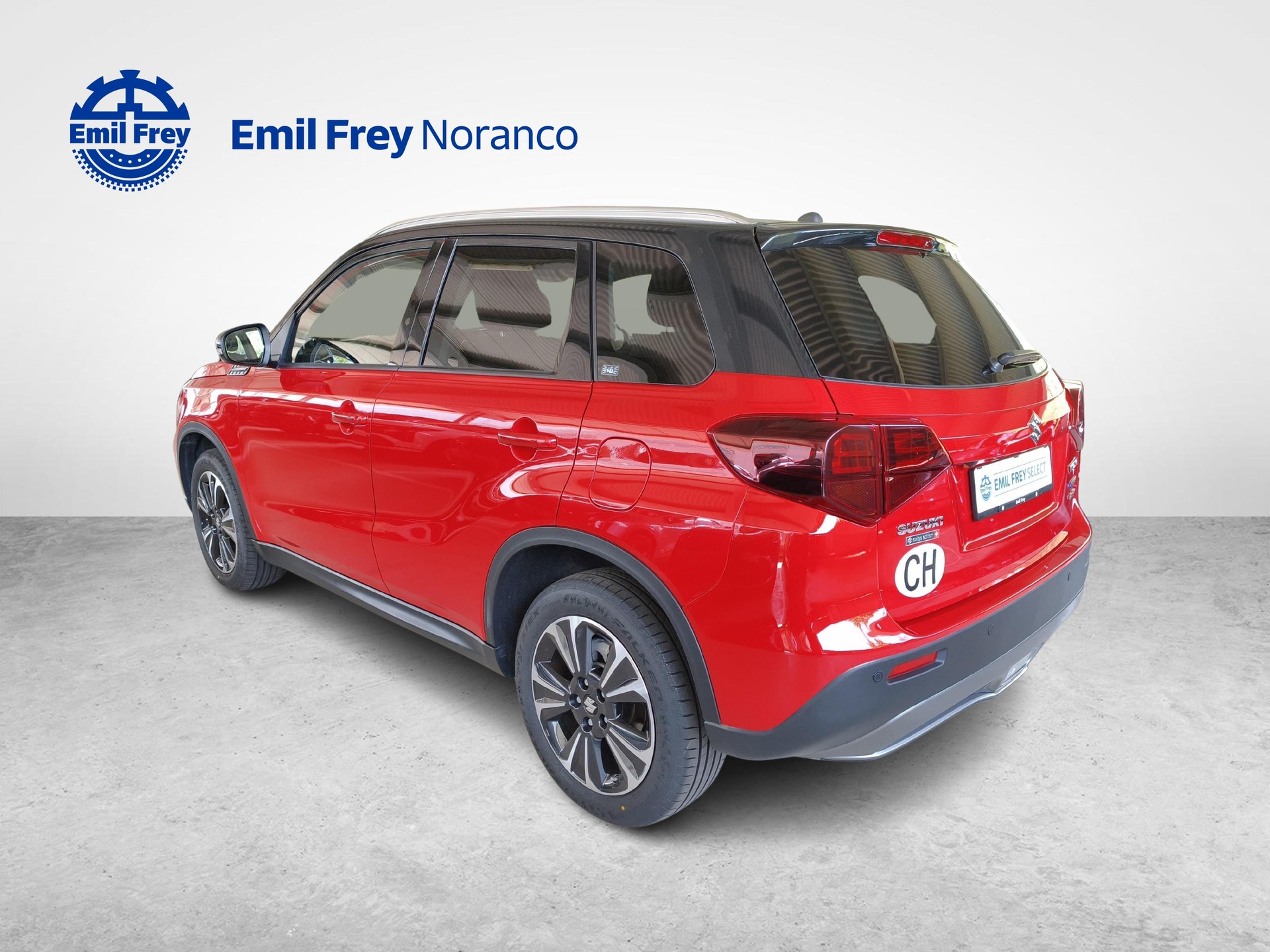 SUZUKI Vitara 1.5 Compact Top Hybrid 4x4 + Ruote invernali incluse-image-2