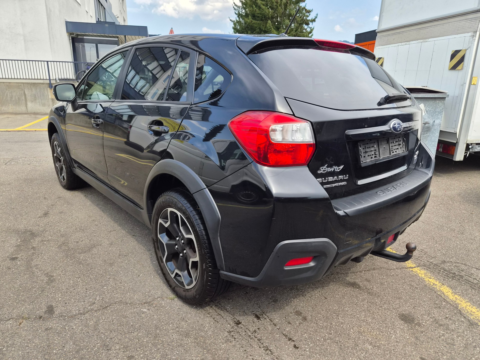 SUBARU XV 2.0D Swiss Three AWD-image-4