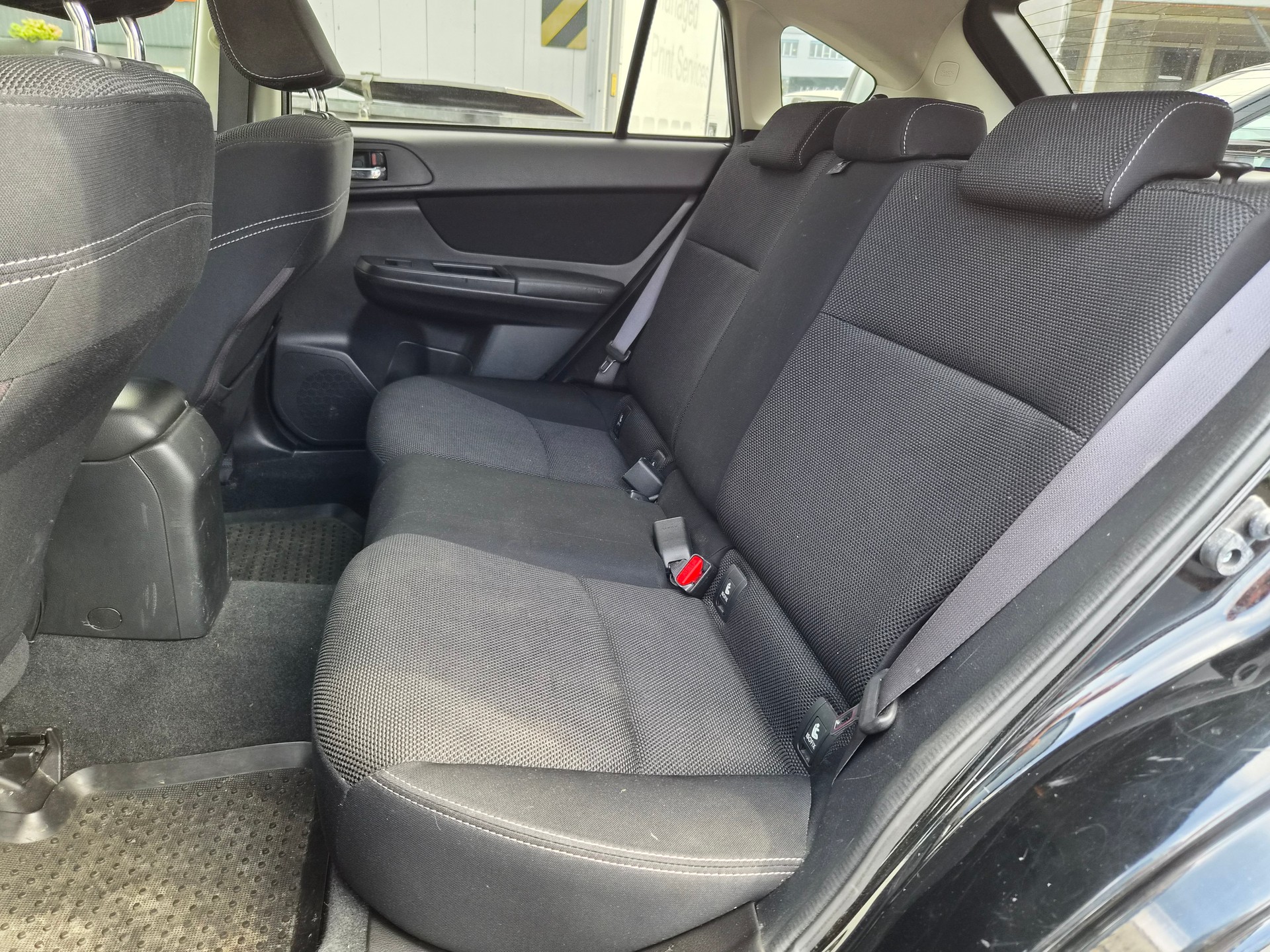SUBARU XV 2.0D Swiss Three AWD-image-9