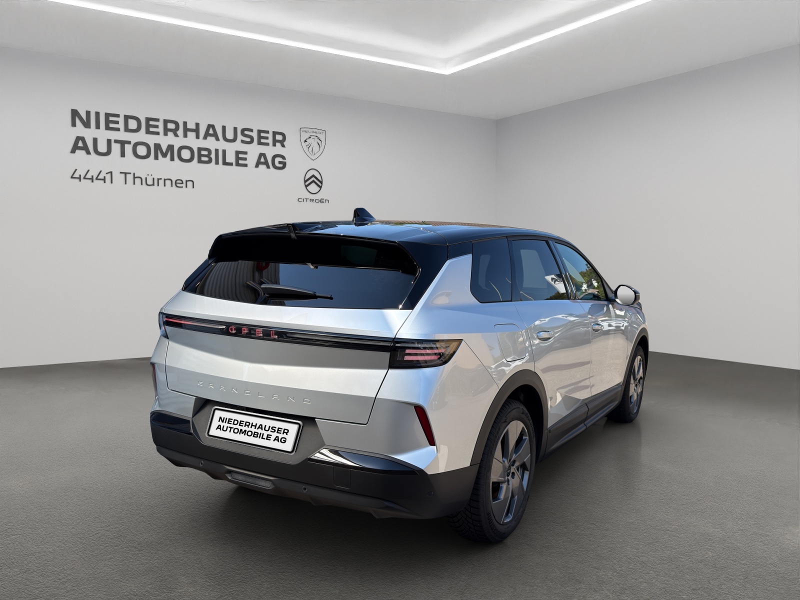 OPEL Grandland 1.2 T HEV GS-showroom-element-2