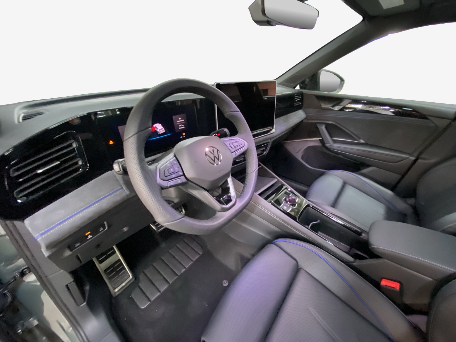VW Tiguan 2.0 TSI DSG R-Line 4Motion-image-14