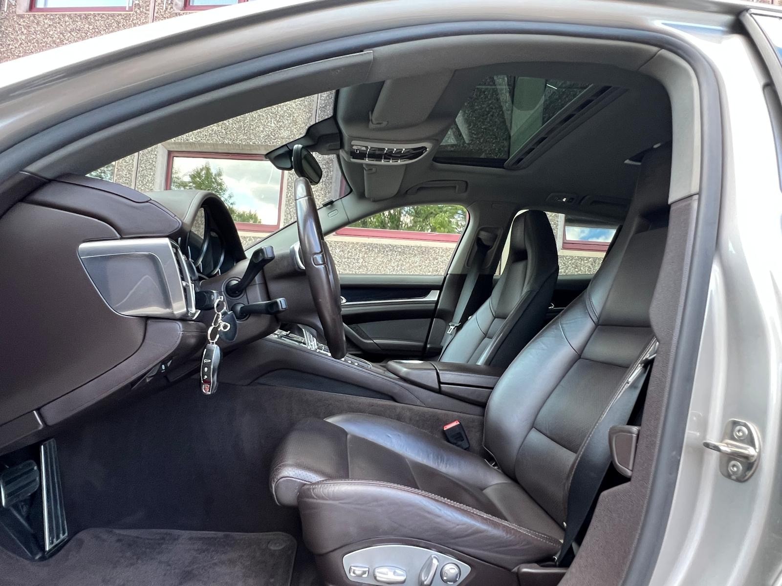 PORSCHE Panamera 4S 4.8 PDK-image-8
