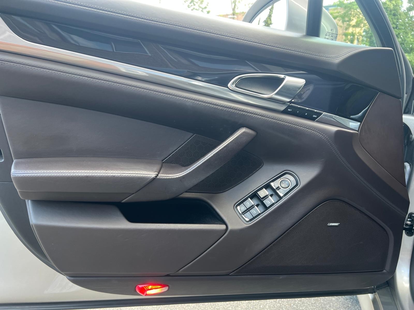 PORSCHE Panamera 4S 4.8 PDK-image-17