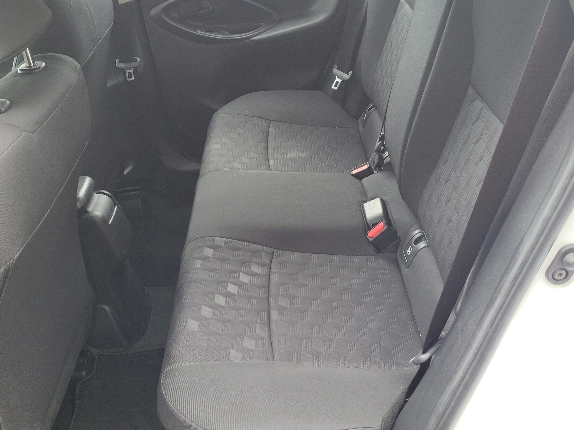 MAZDA 2 Hybrid Centre-line-image-7