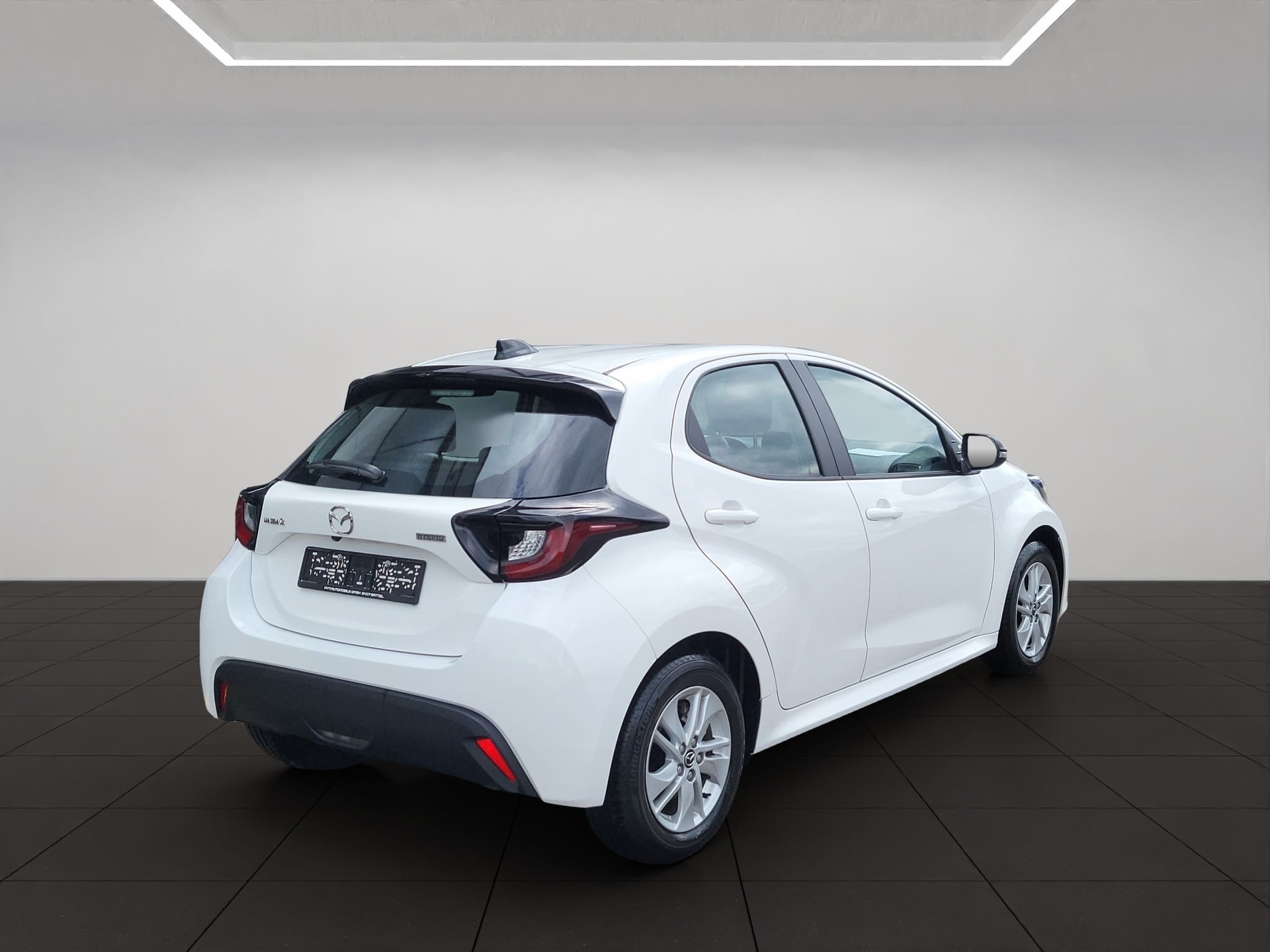 MAZDA 2 Hybrid Centre-line-image-4