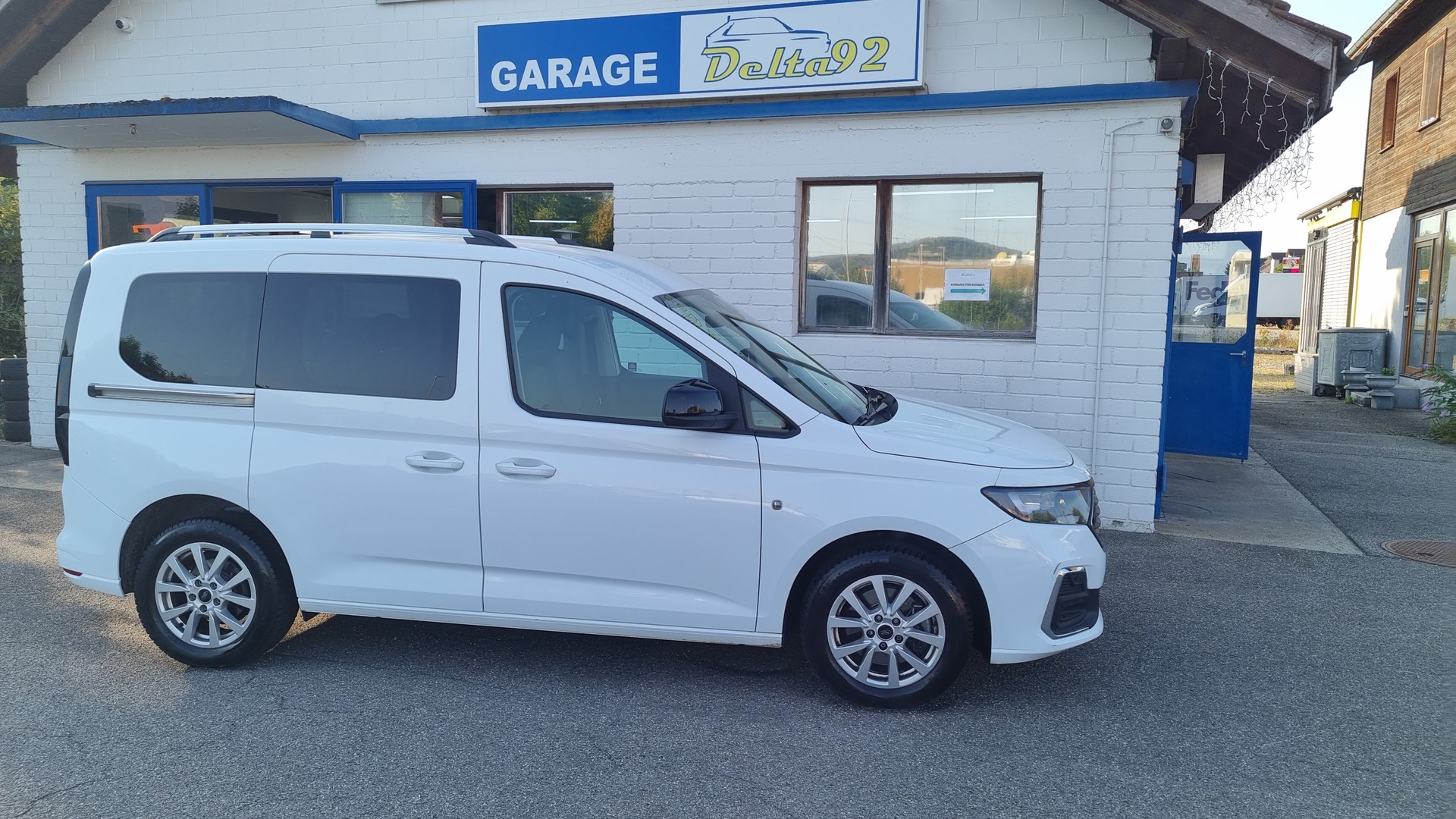 FORD 2.0 Q4-image-0