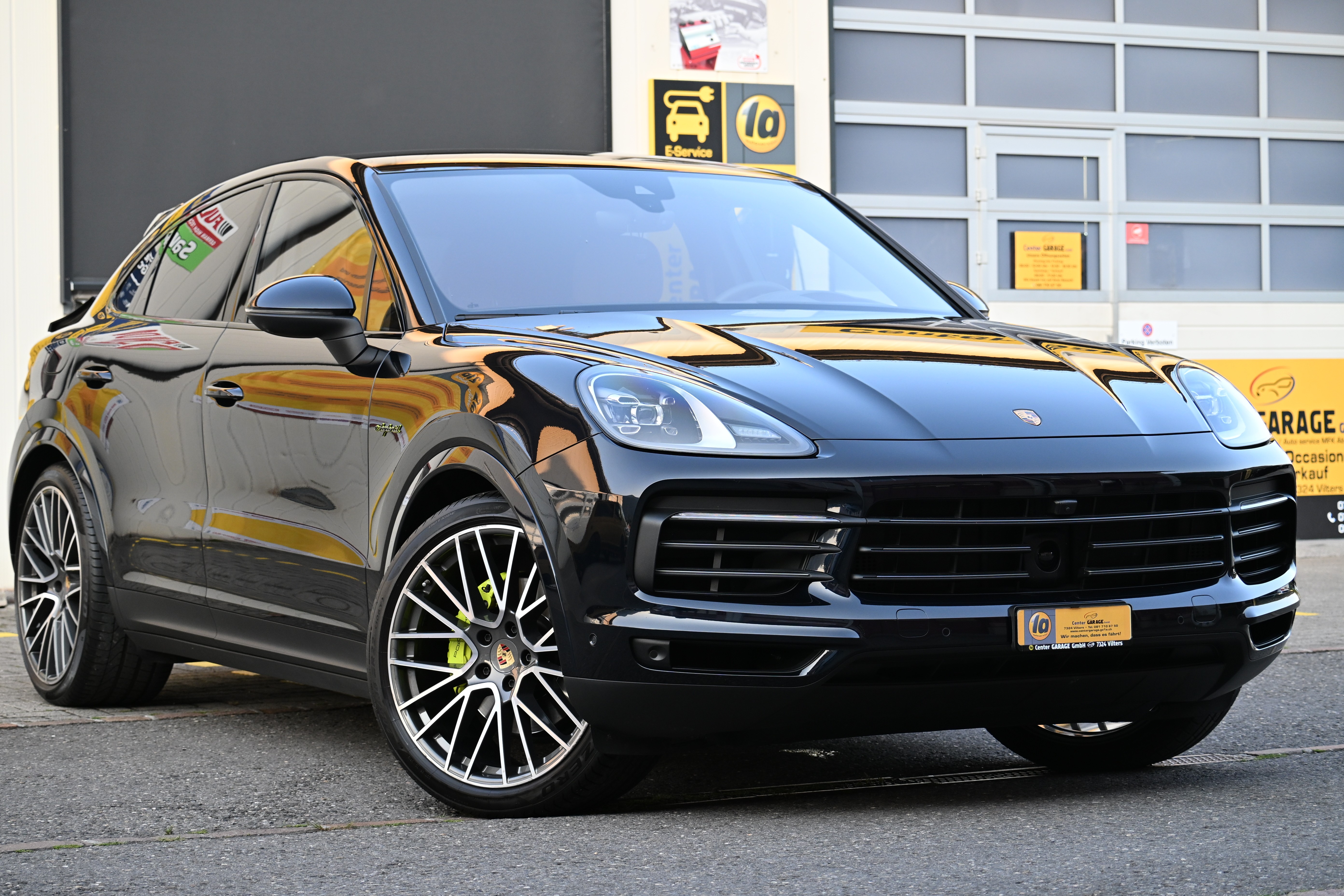Car photo