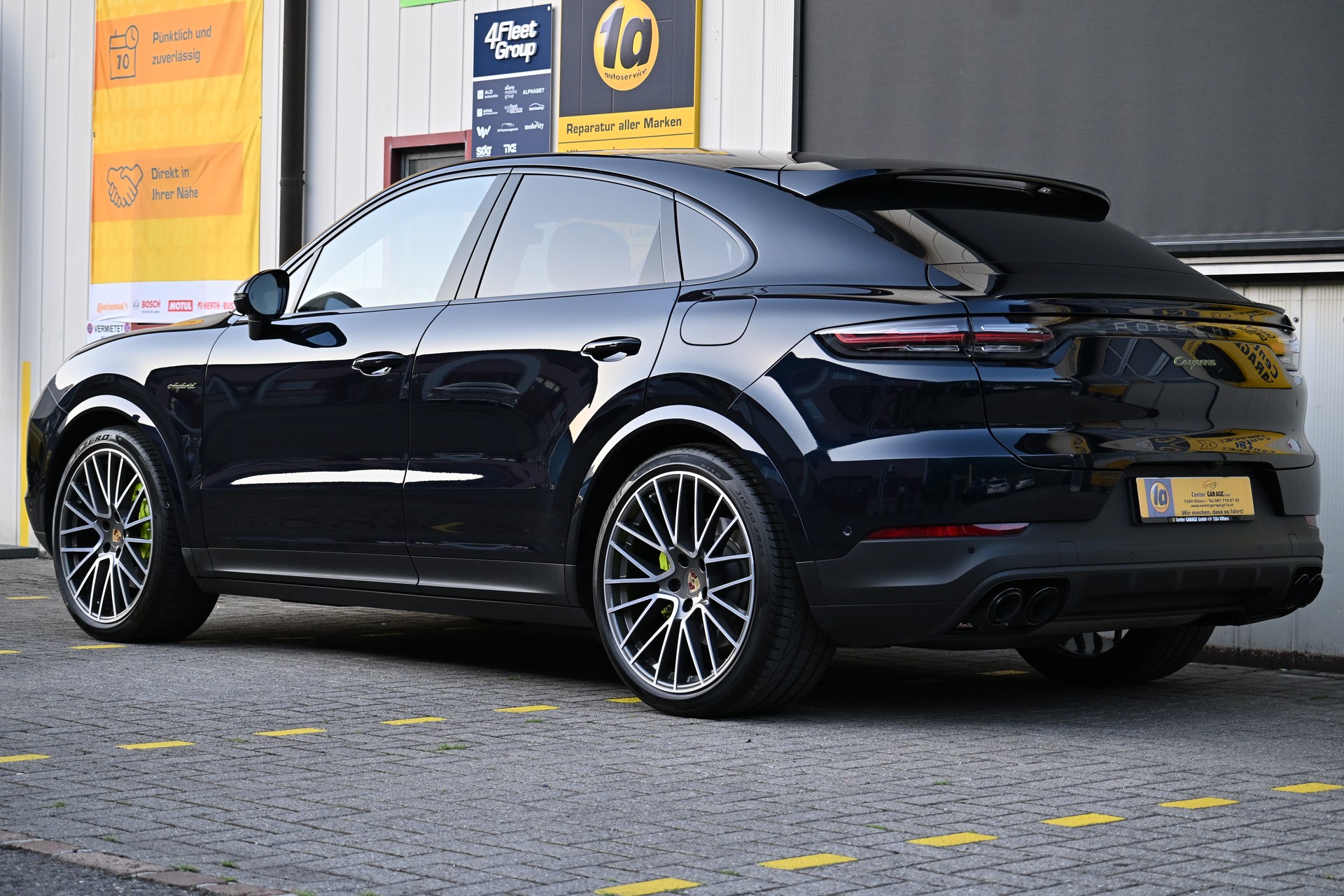 PORSCHE Cayenne Coupé E-Hybrid Platinum Edition-image-8