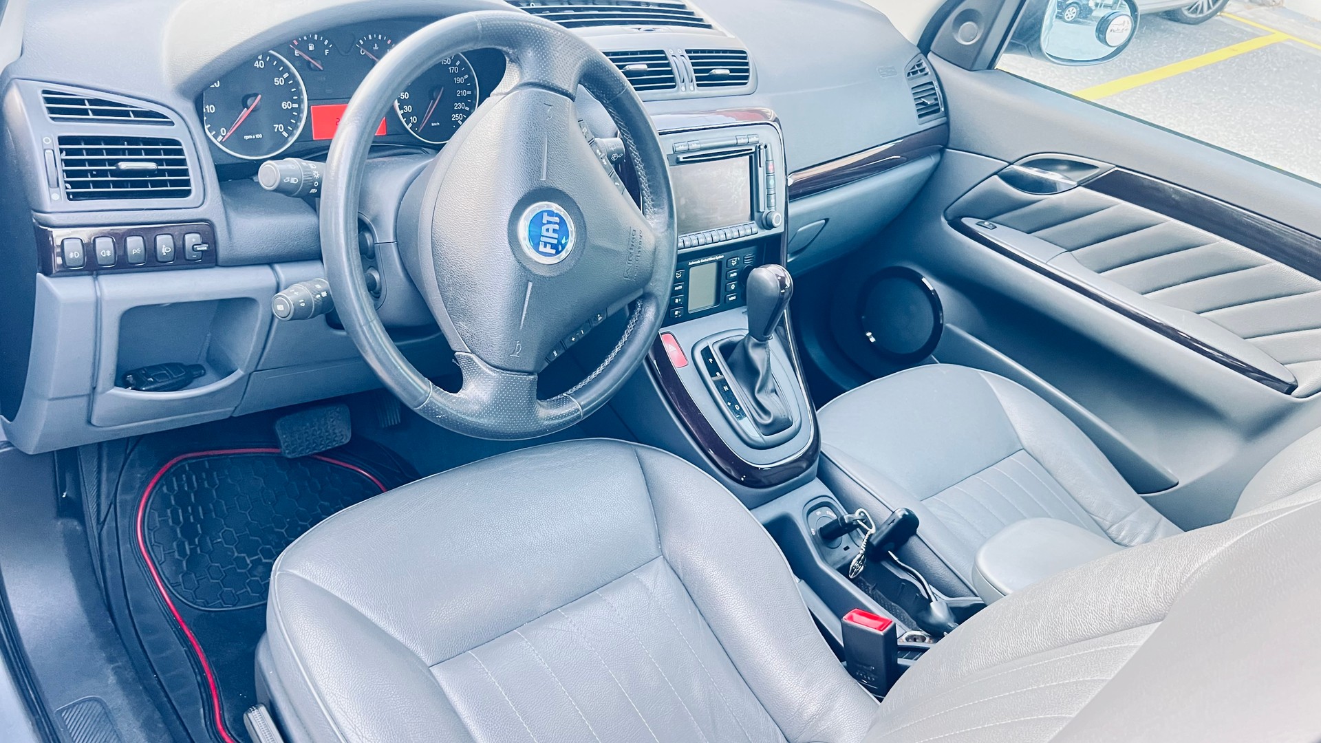 FIAT CROMA-image-5