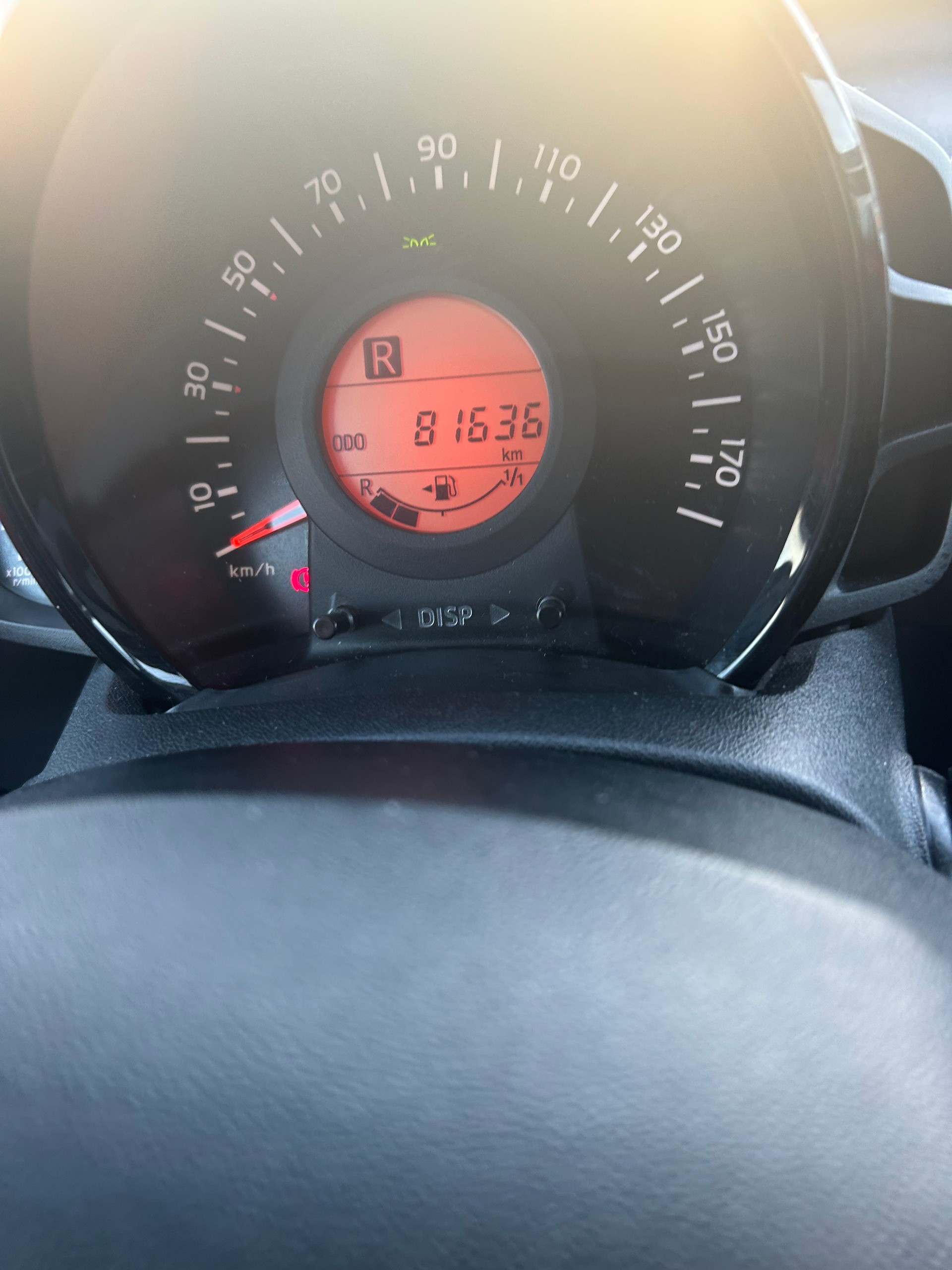 PEUGEOT 108 1.0 VTi Style Top ETG-image-3