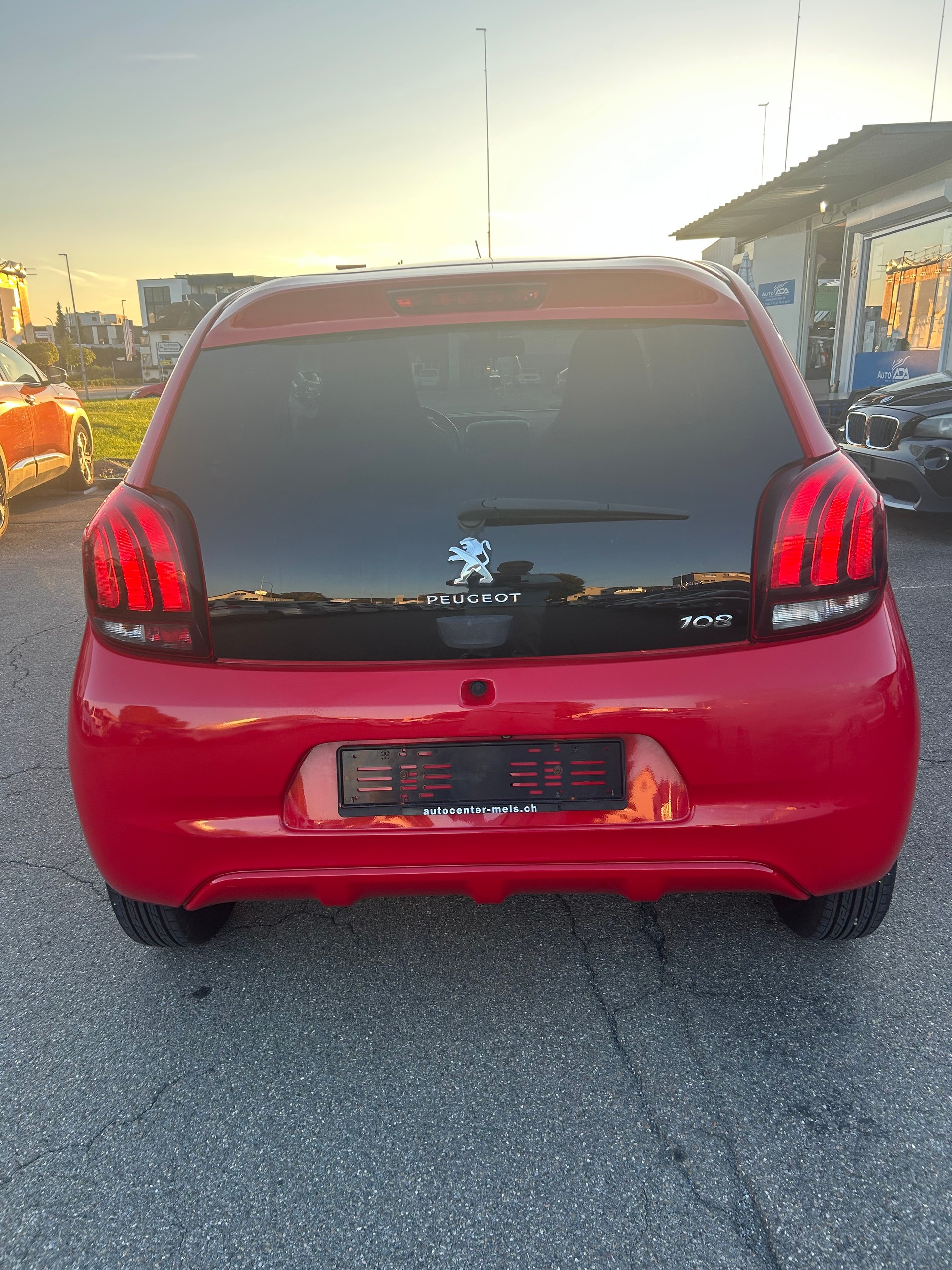 PEUGEOT 108 1.0 VTi Style Top ETG-image-11