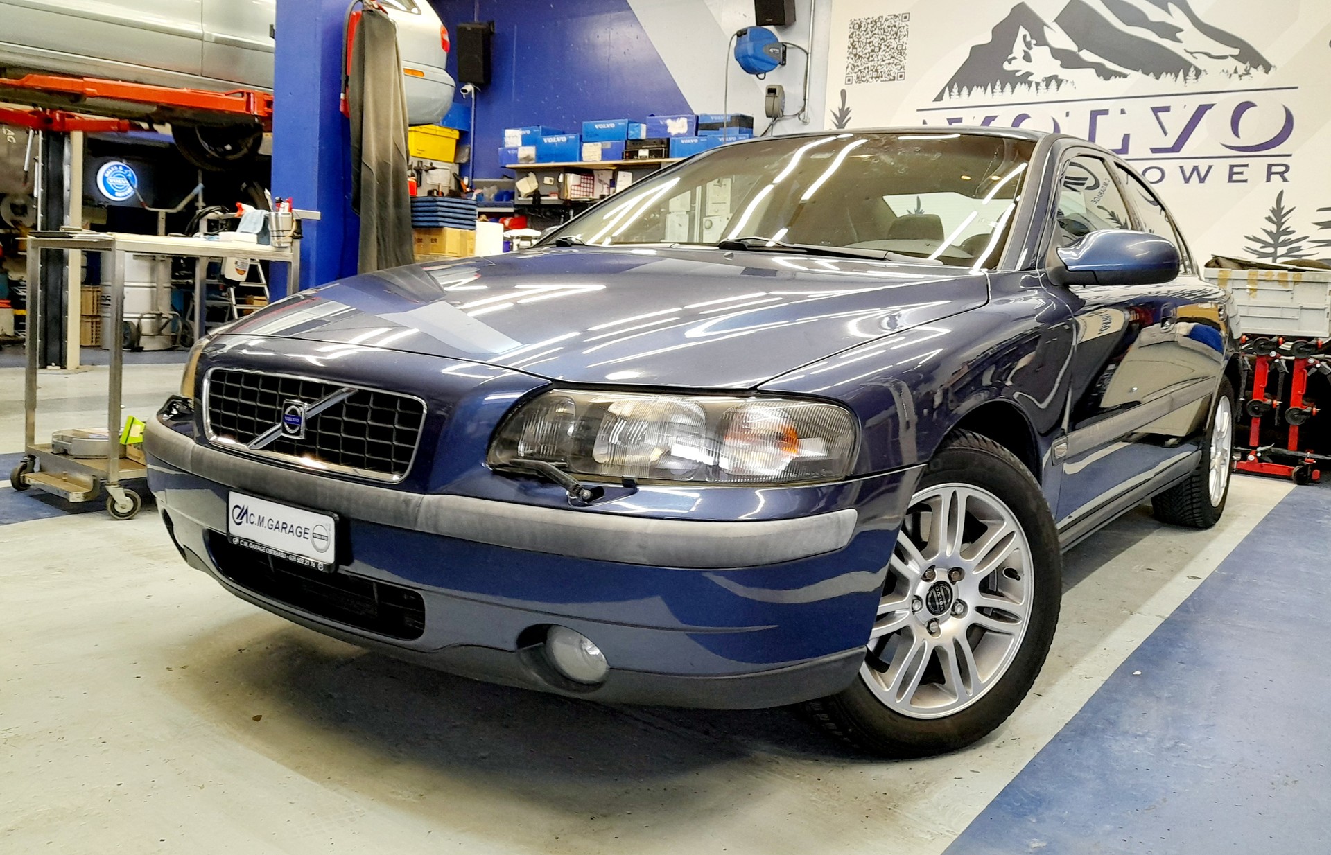VOLVO S60 2.4T-image-0