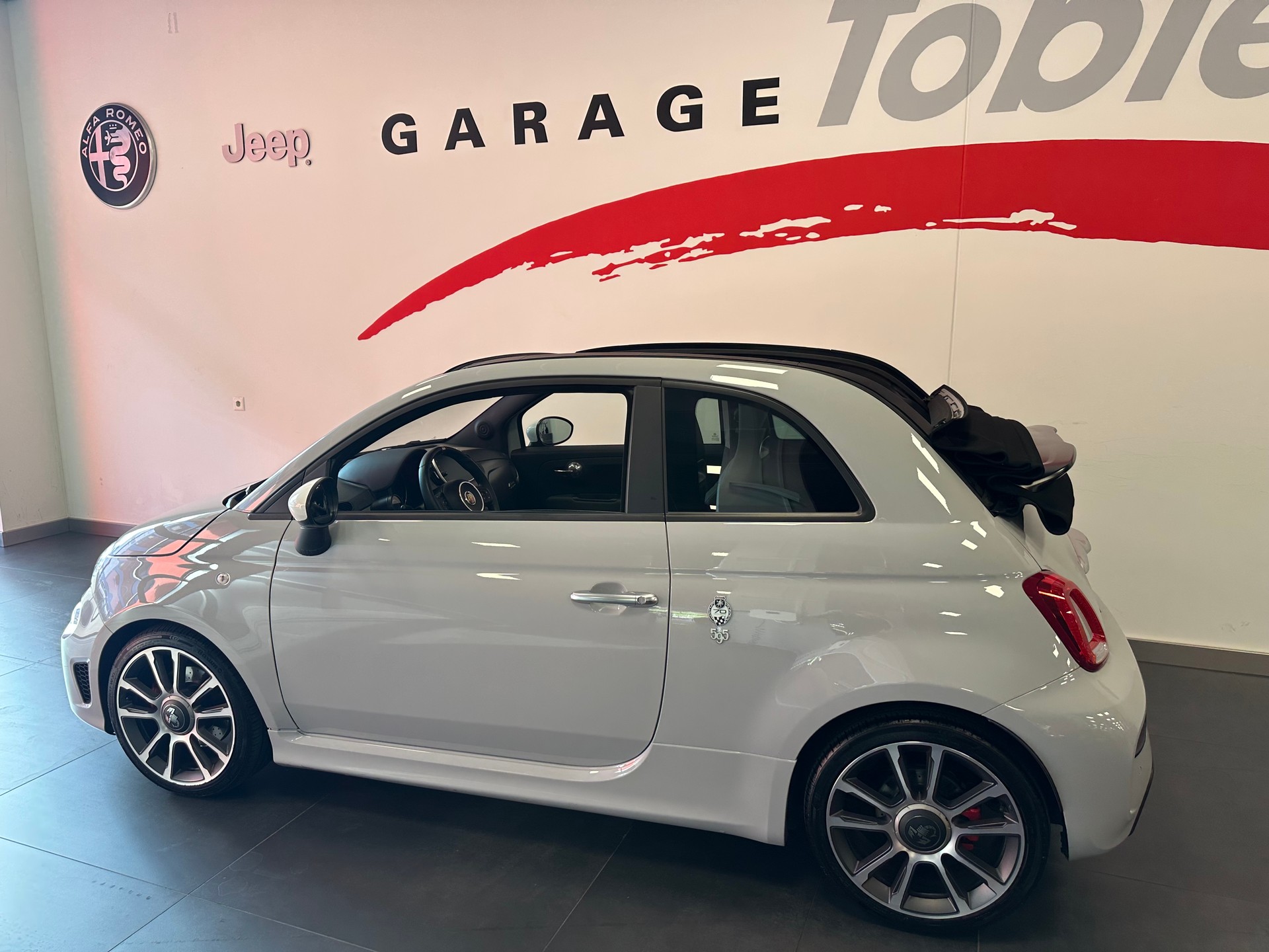 FIAT 595C 1.4 16V Turbo Abarth Turismo-showroom-element-3
