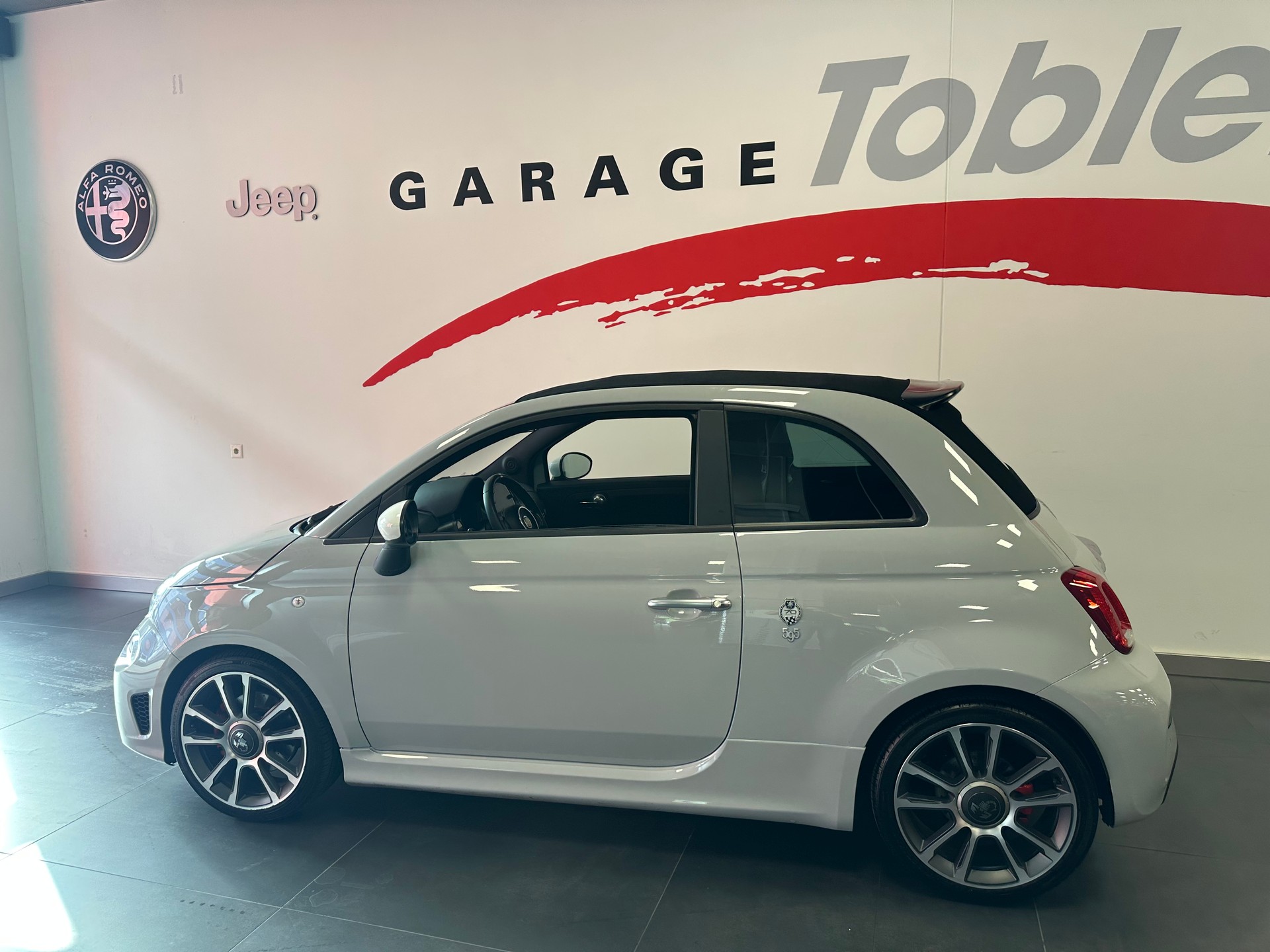 FIAT 595C 1.4 16V Turbo Abarth Turismo-image-21