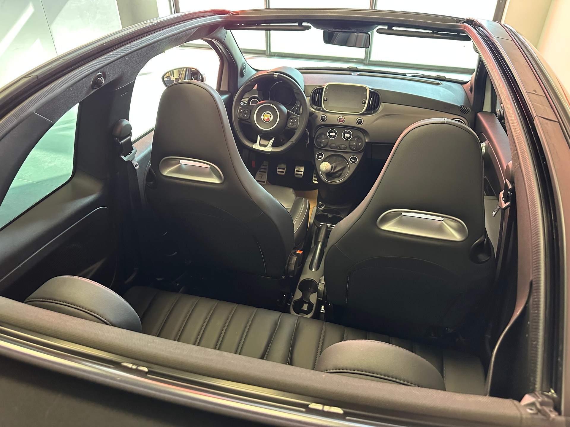 FIAT 595C 1.4 16V Turbo Abarth Turismo-image-10