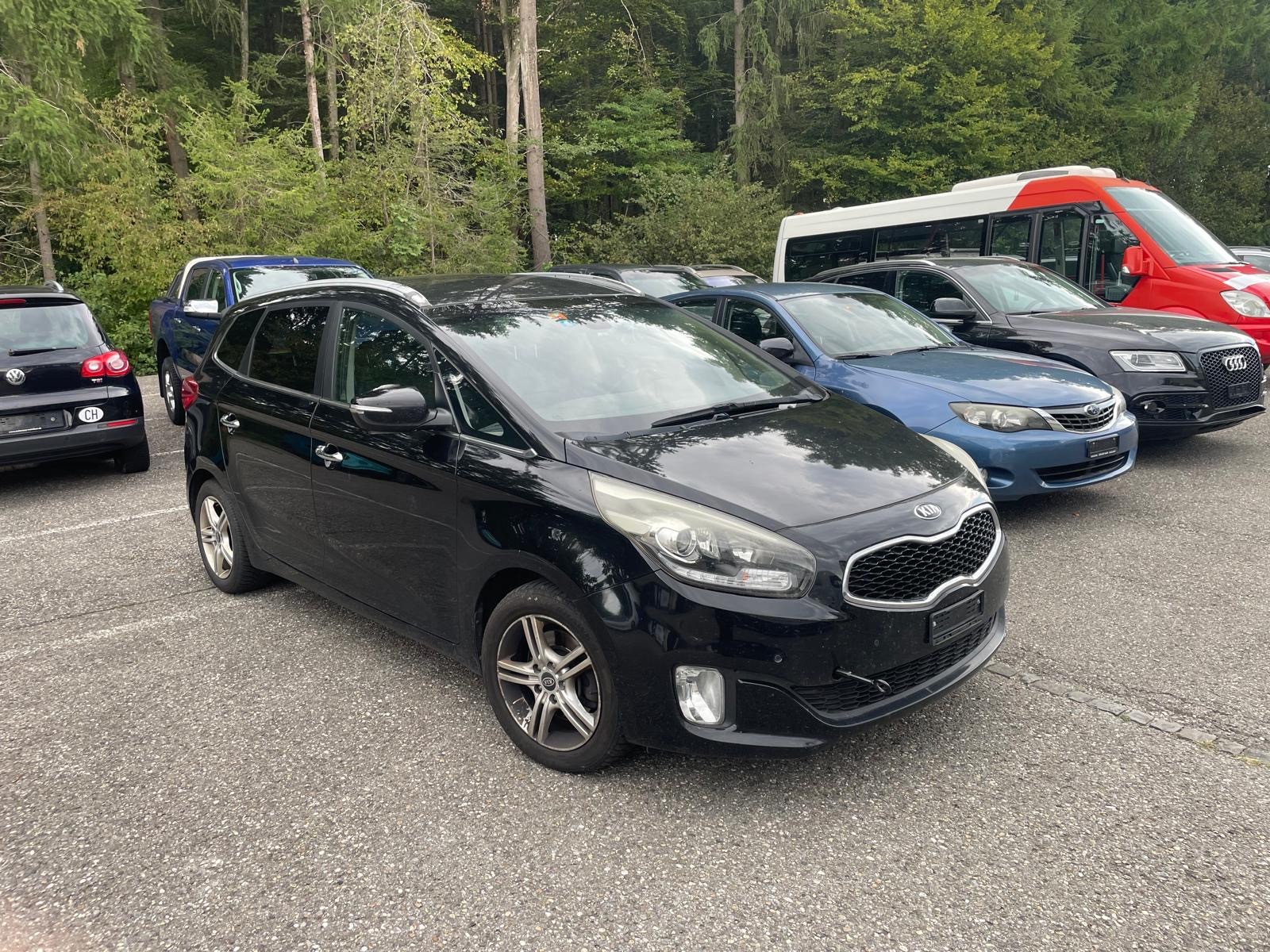 KIA Carens 1.7 CRDi Style-image-10
