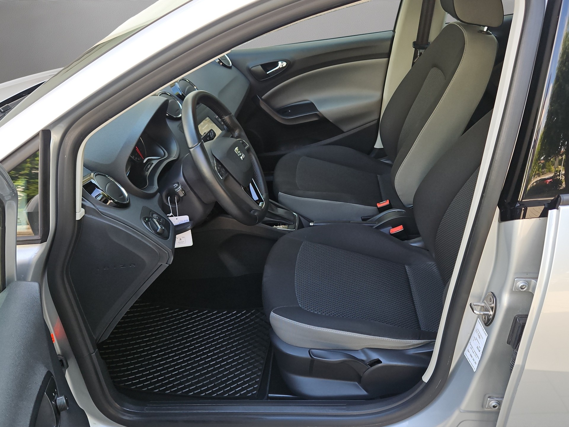 SEAT Ibiza 1.0 EcoTSI Style DSG-image-4