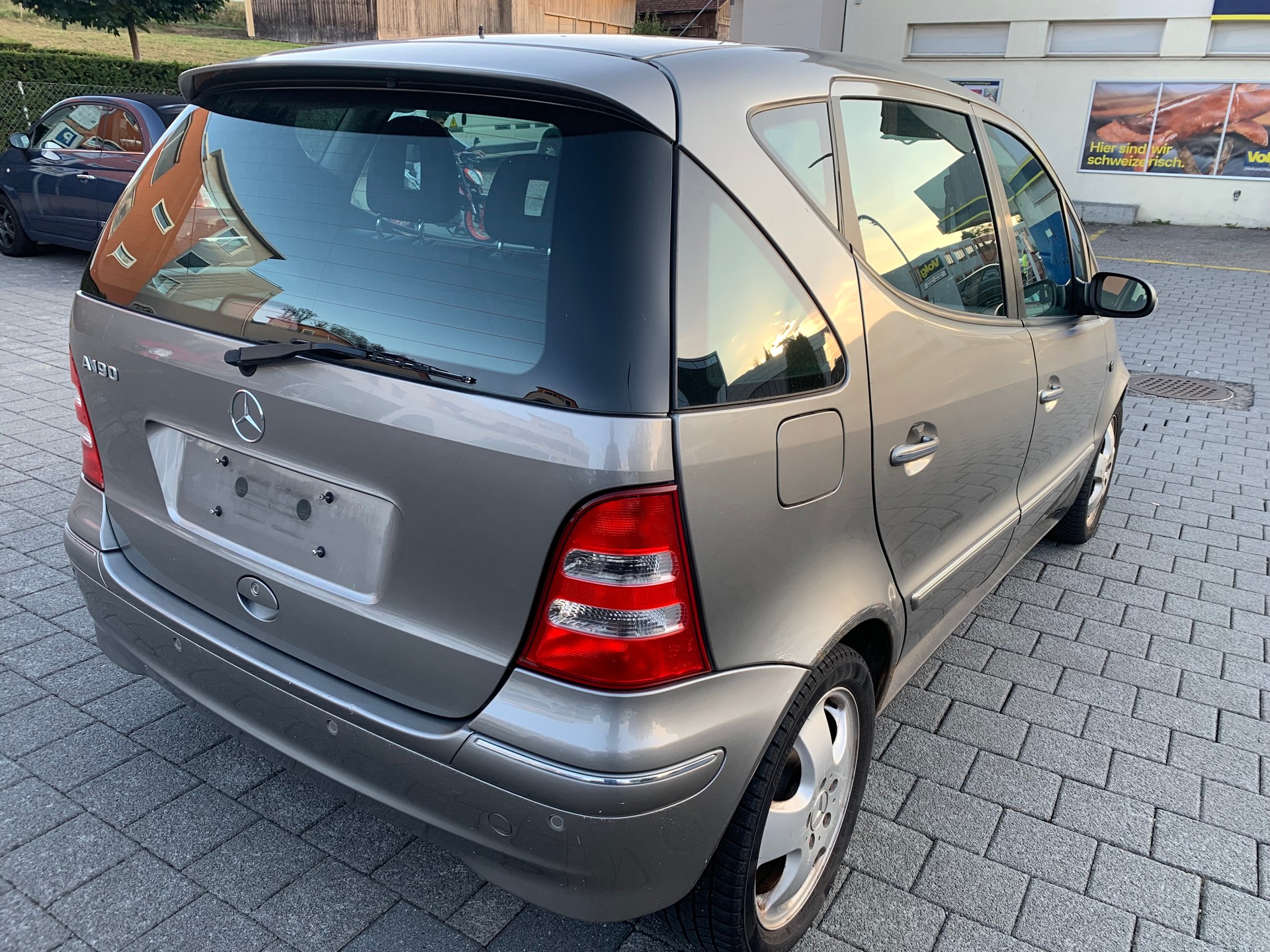 MERCEDES-BENZ A 190 L Elégance-image-2