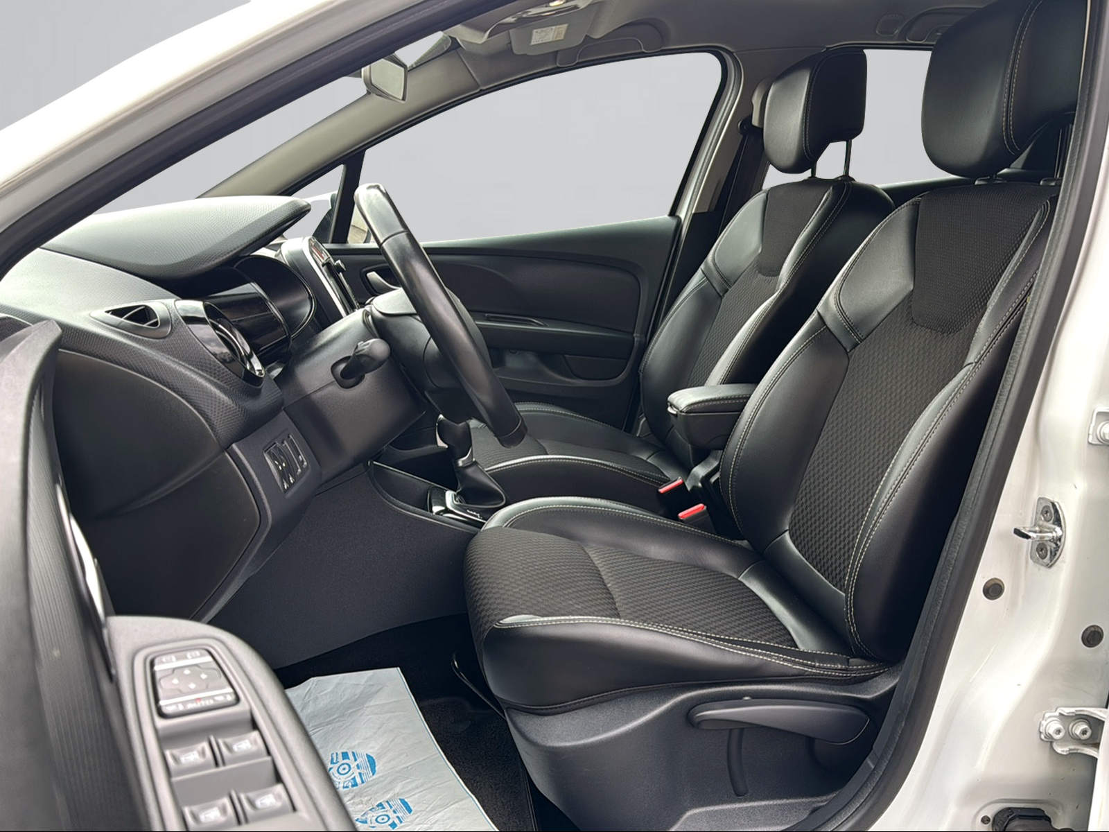 RENAULT Clio Grandtour 1.5 dCi Business LineEDC-image-9
