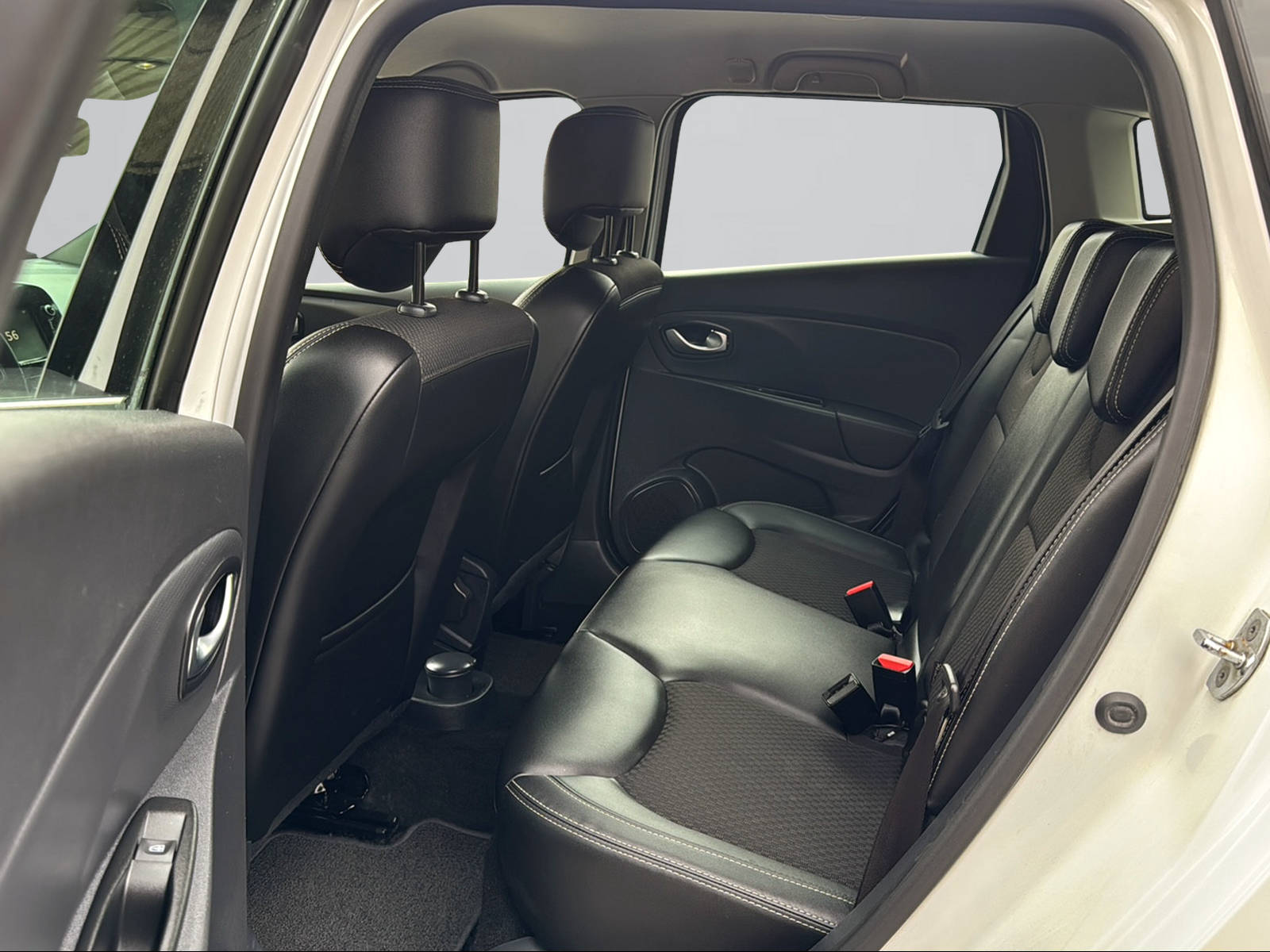 RENAULT Clio Grandtour 1.5 dCi Business LineEDC-image-12