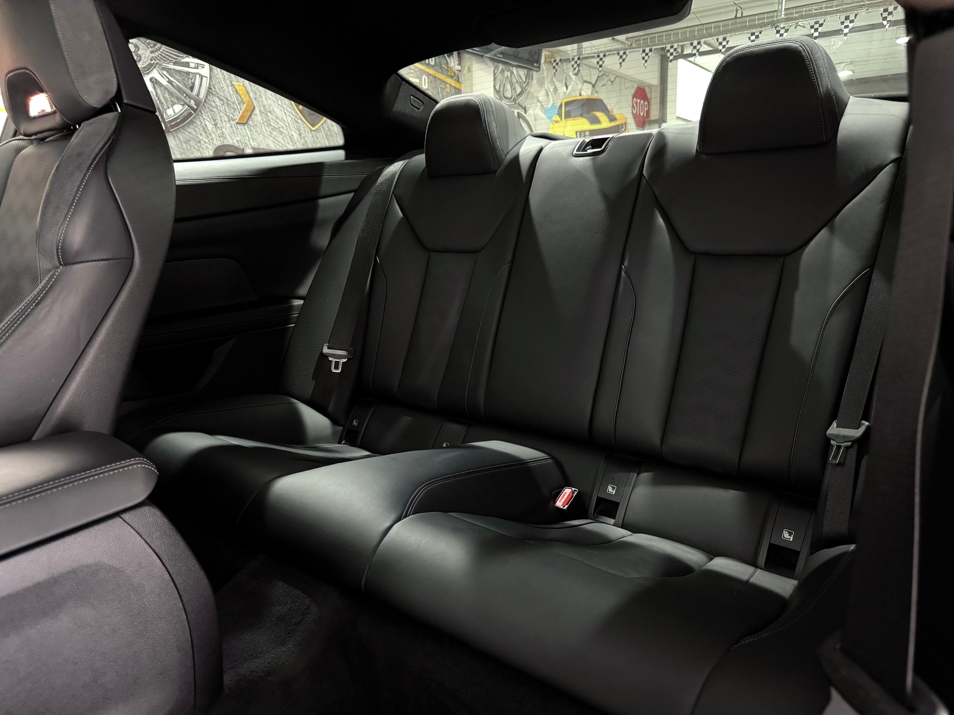 BMW M4 Coupé Competition M xDrive *Frozen Portimao Blue*Keramik*Carbon*-image-7