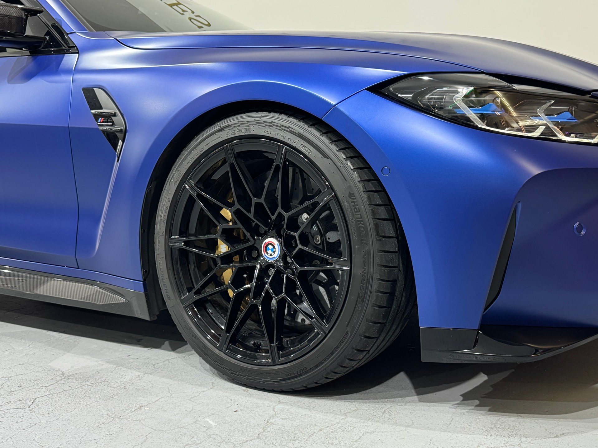 BMW M4 Coupé Competition M xDrive *Frozen Portimao Blue*Keramik*Carbon*-image-15