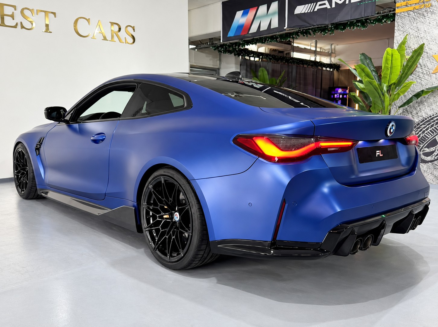 BMW M4 Coupé Competition M xDrive *Frozen Portimao Blue*Keramik*Carbon*-image-4